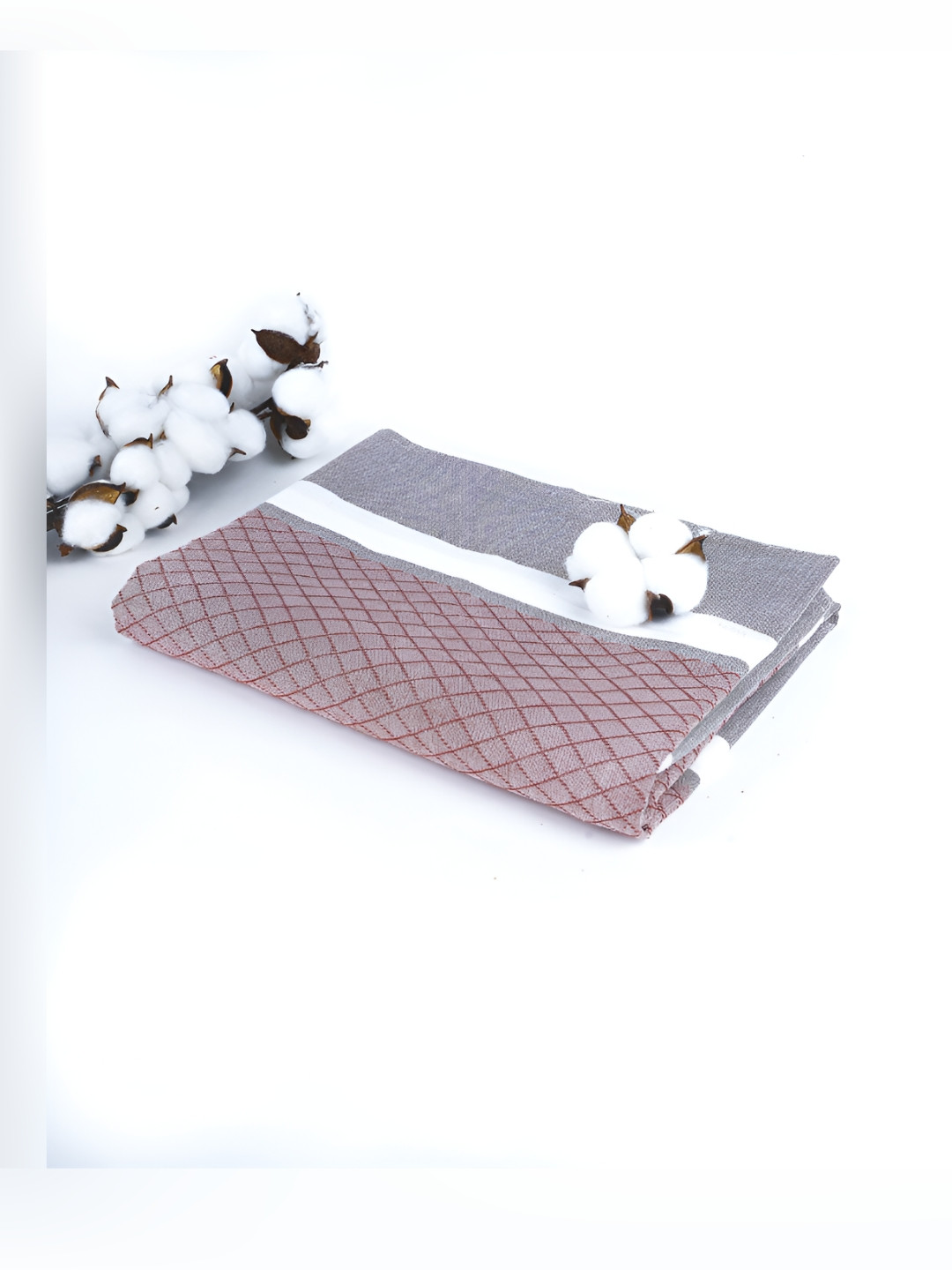 

Doctor Towels White & Brown Printed Cotton 250 GSM Bath Towel