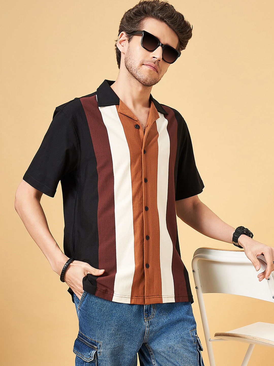 

People Black & White Slim Fit Striped Cuban Collar Cotton Shirt