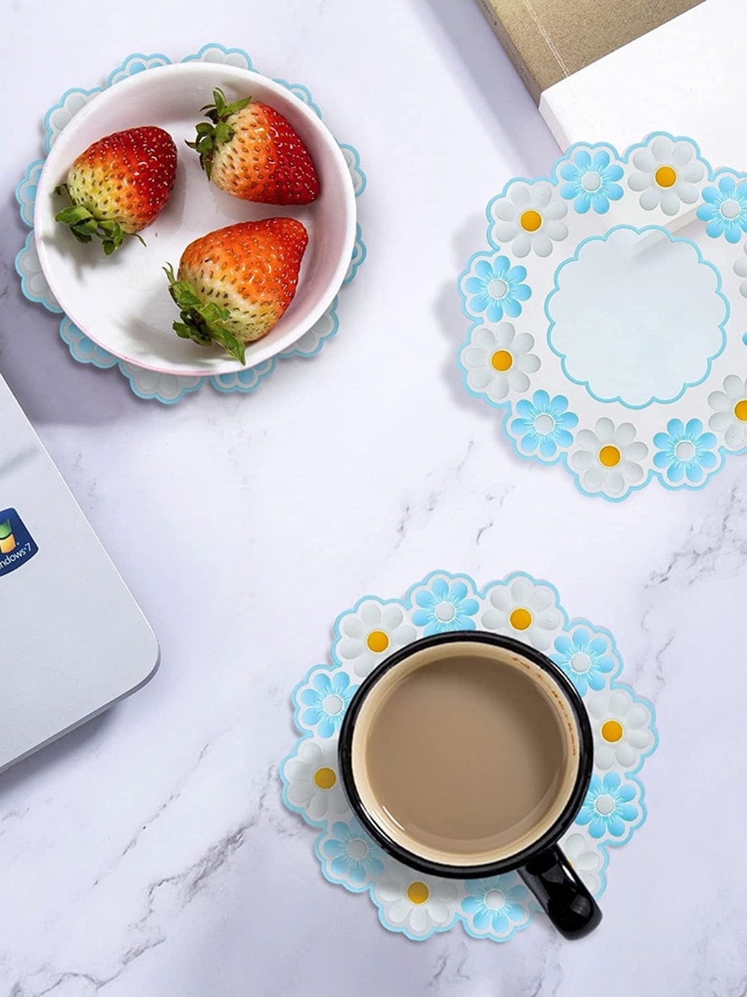 

P-Plus International Blue 4 Pieces Printed Silicone Coasters