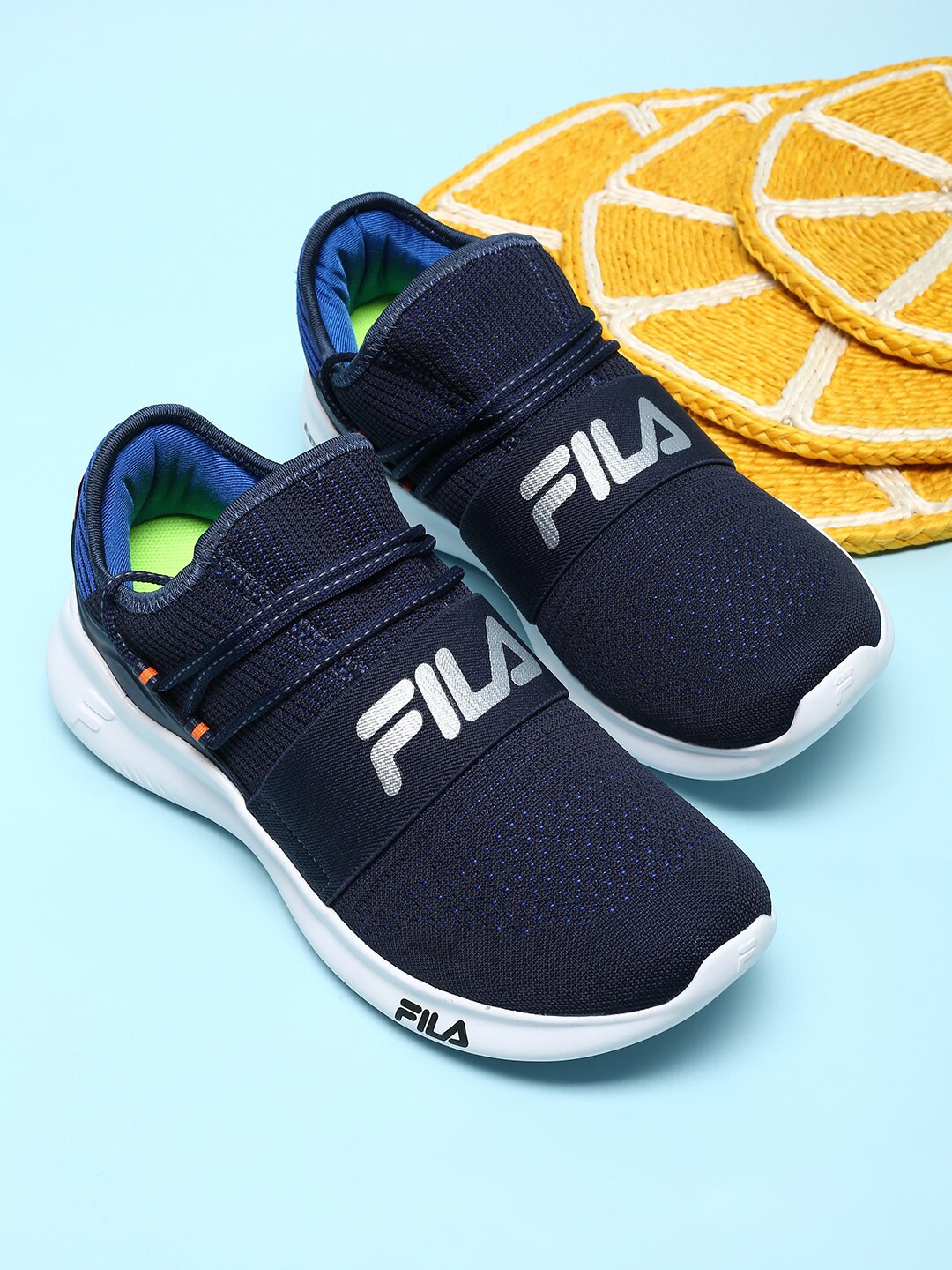 

FILA Men Textured Running Shoes, Navy blue