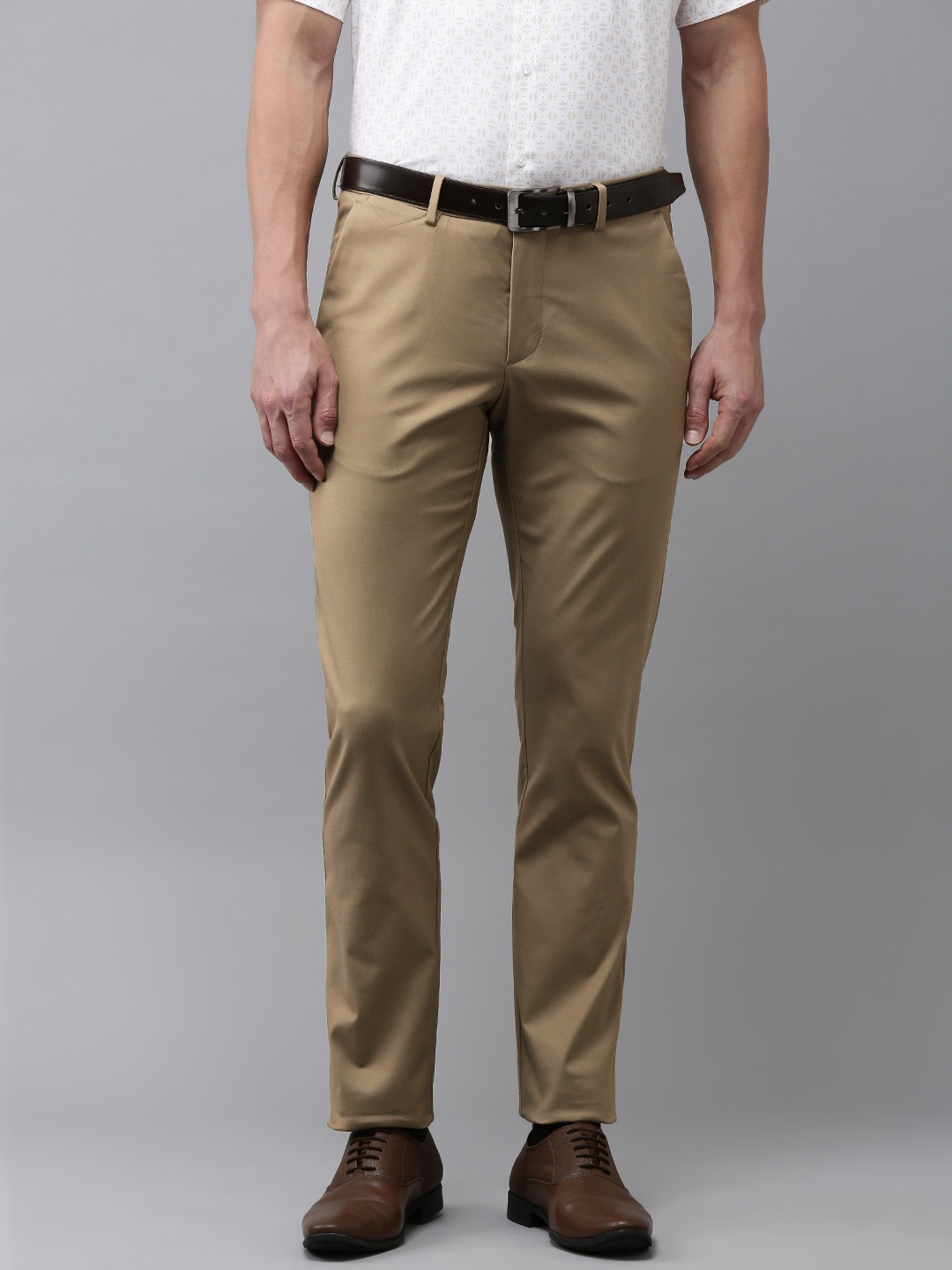 

Van Heusen Men Slim Fit Formal Trousers, Khaki