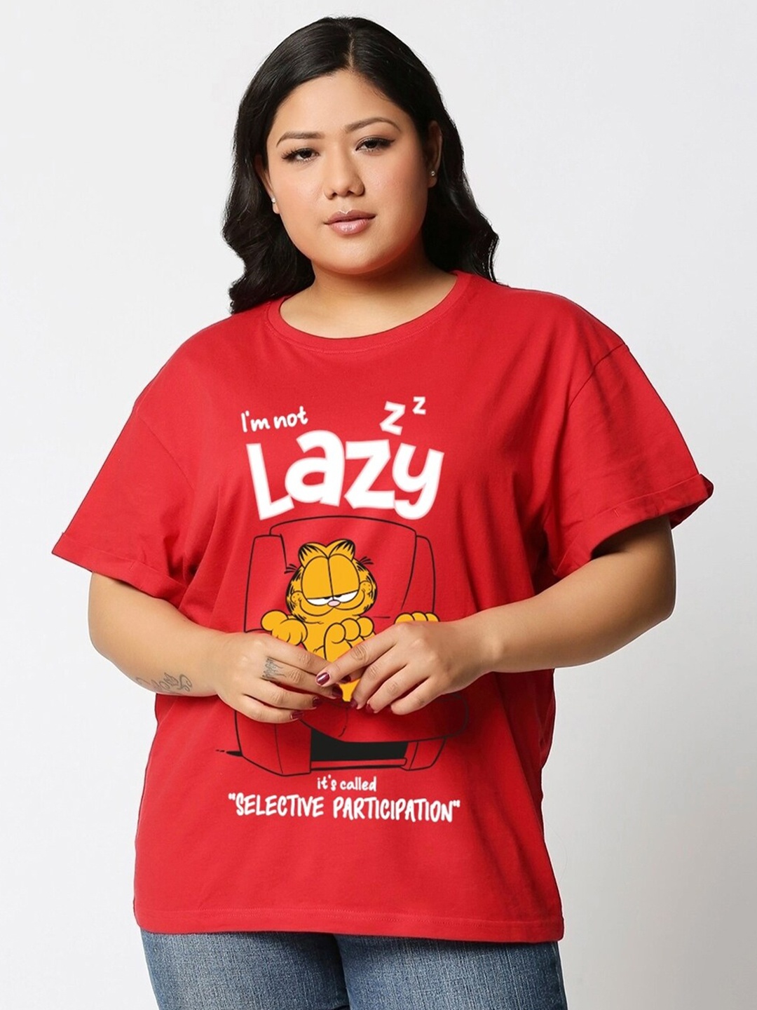 

Bewakoof Plus Plus Size Typography Garfield Printed Drop-Shoulder Sleeves T-shirt, Red