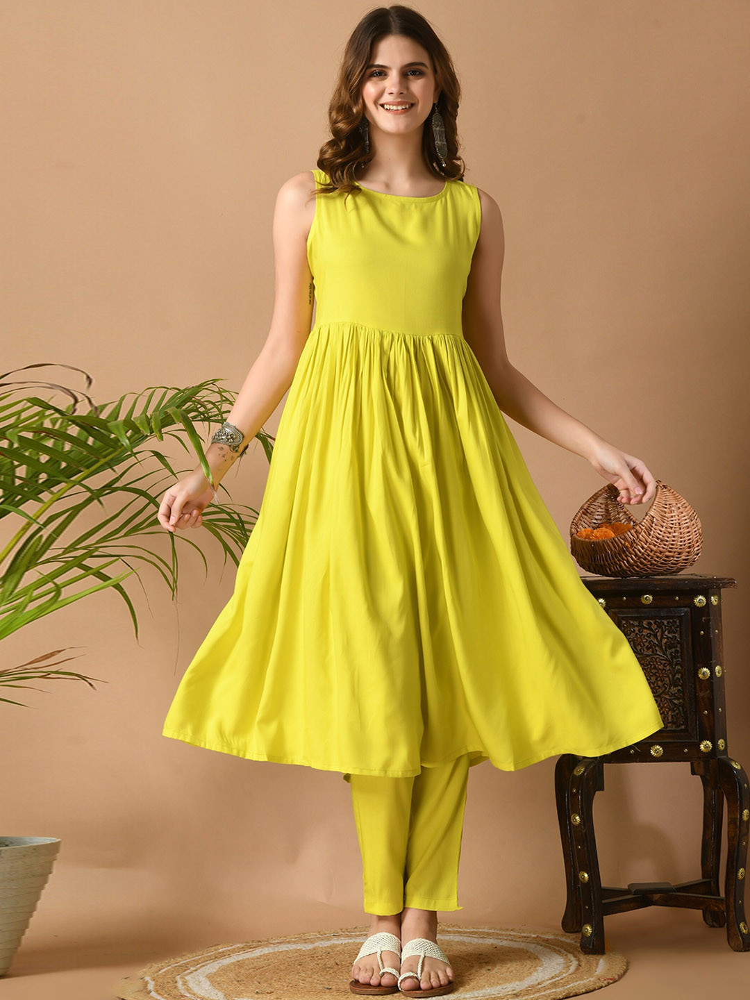 

VIDHANI Round Neck Sleeveless Empire Kurta with Trouser, Lime green