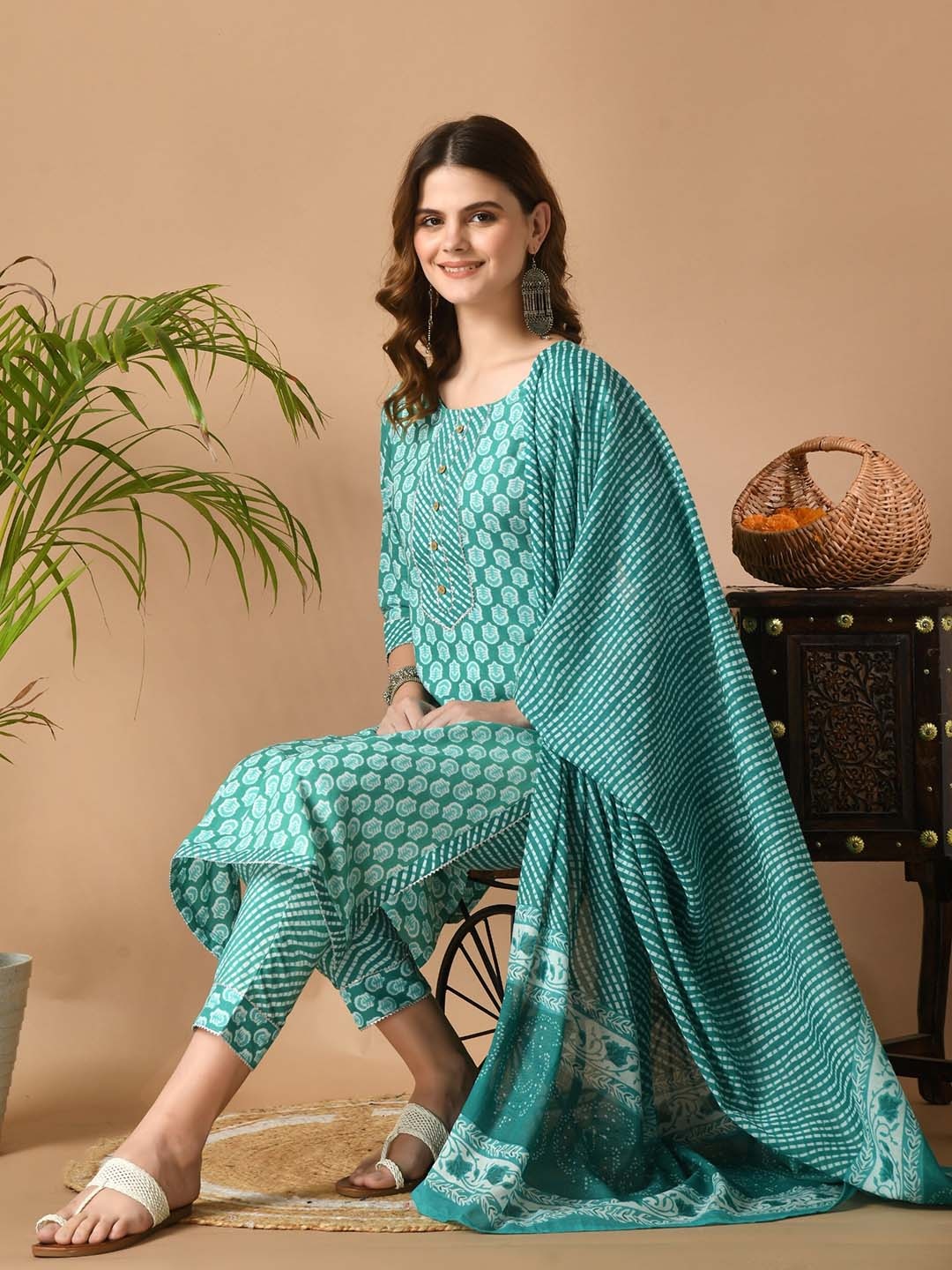 

VIDHANI Round Neck Floral Printed Straight Kurta with Trouser & Dupatta, Green