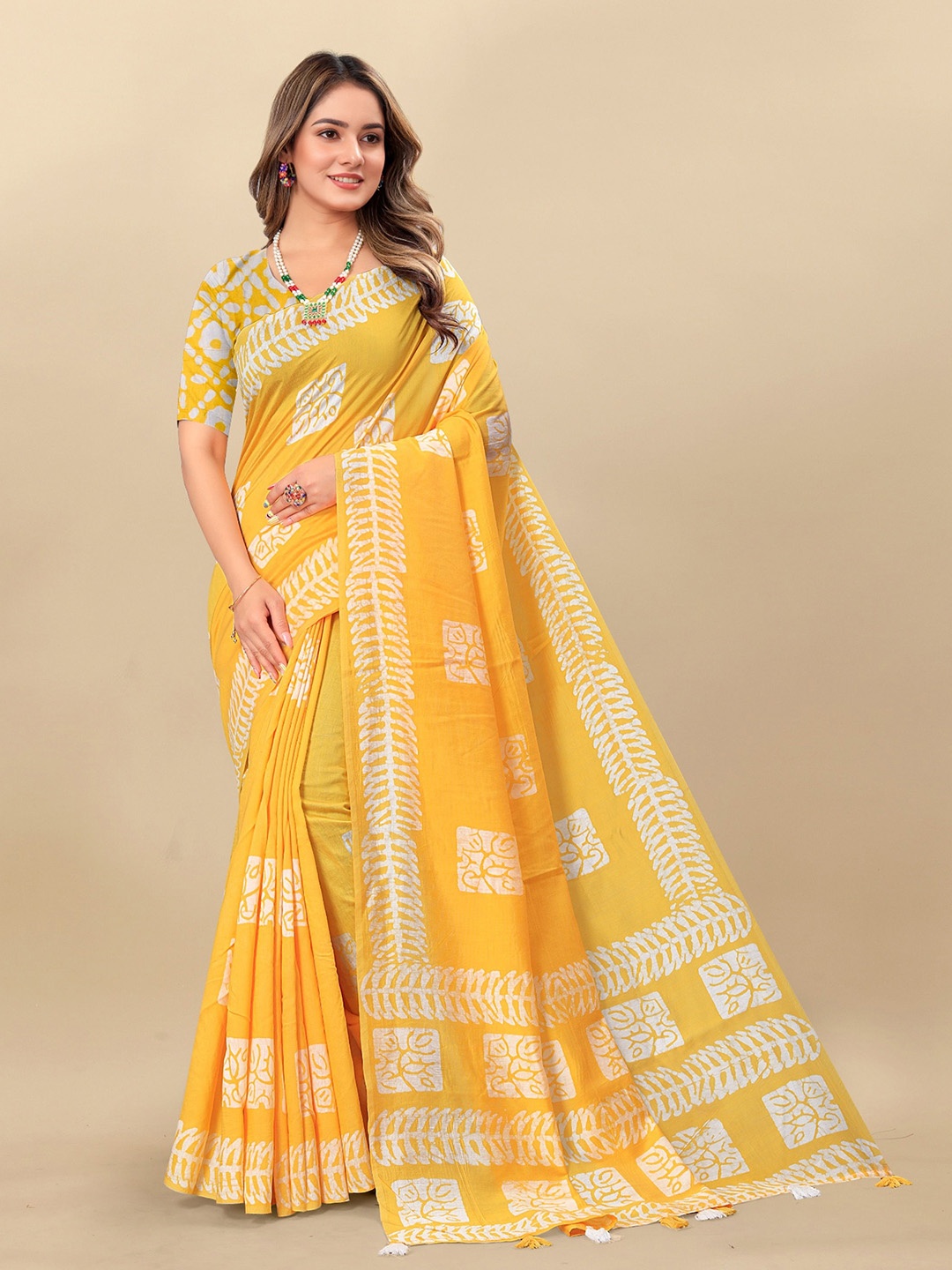 

Mitera Batik Pure Cotton Saree With Blouse Piece, Yellow