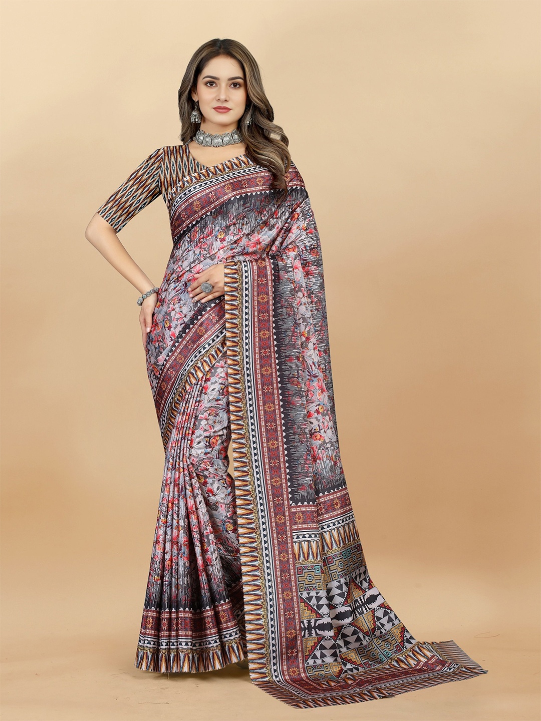 

Mitera Ethnic Motifs Silk Saree, Red