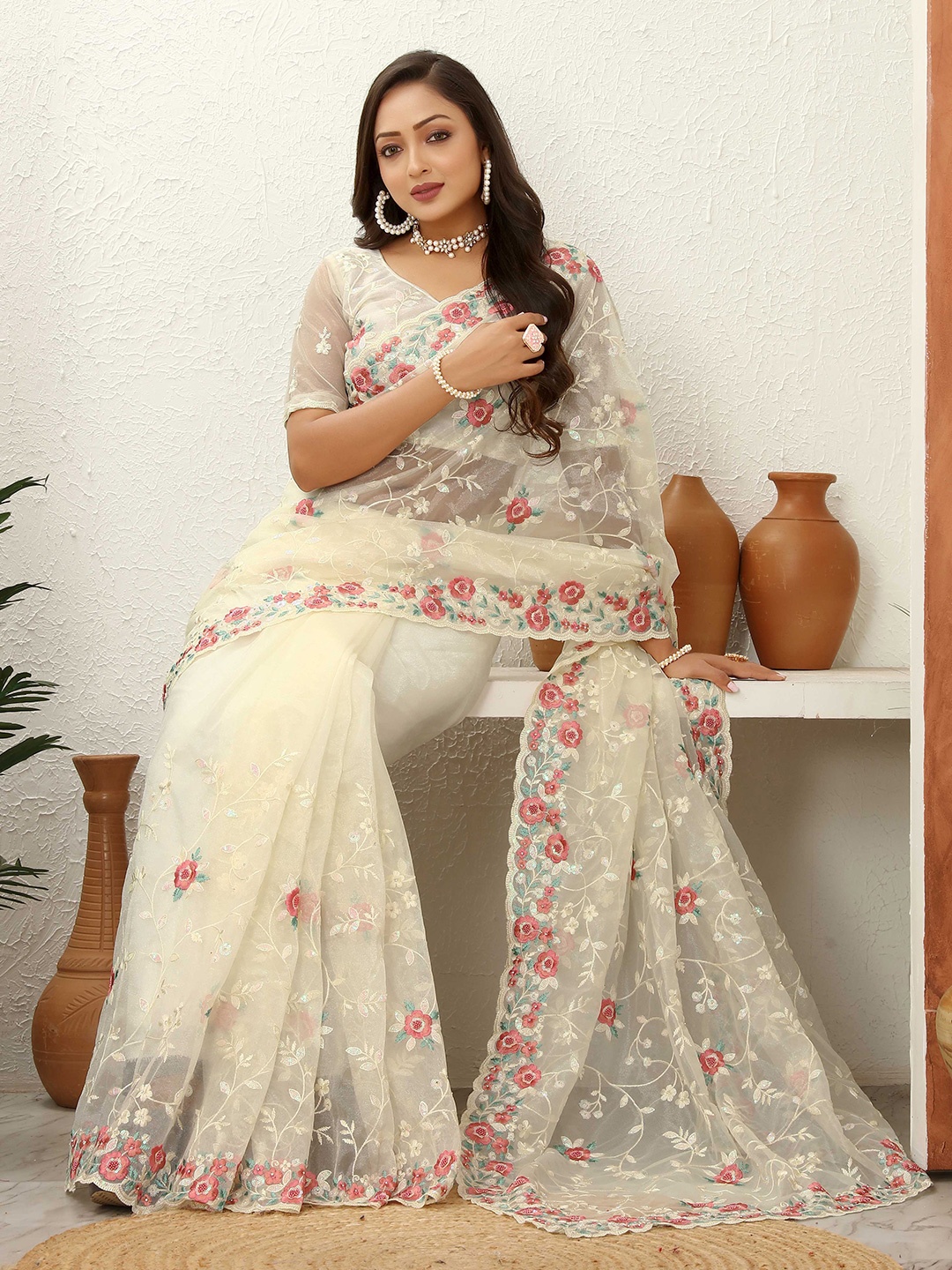 

Tankori Floral Embroidered Net Saree, Cream
