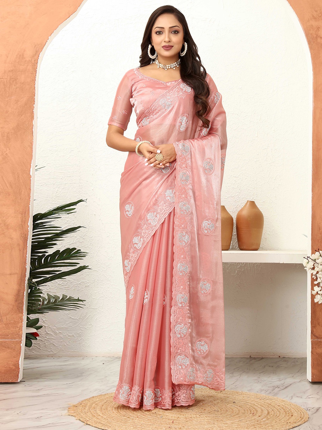 

Tankori Floral Embroidered Poly Chiffon Saree, Peach