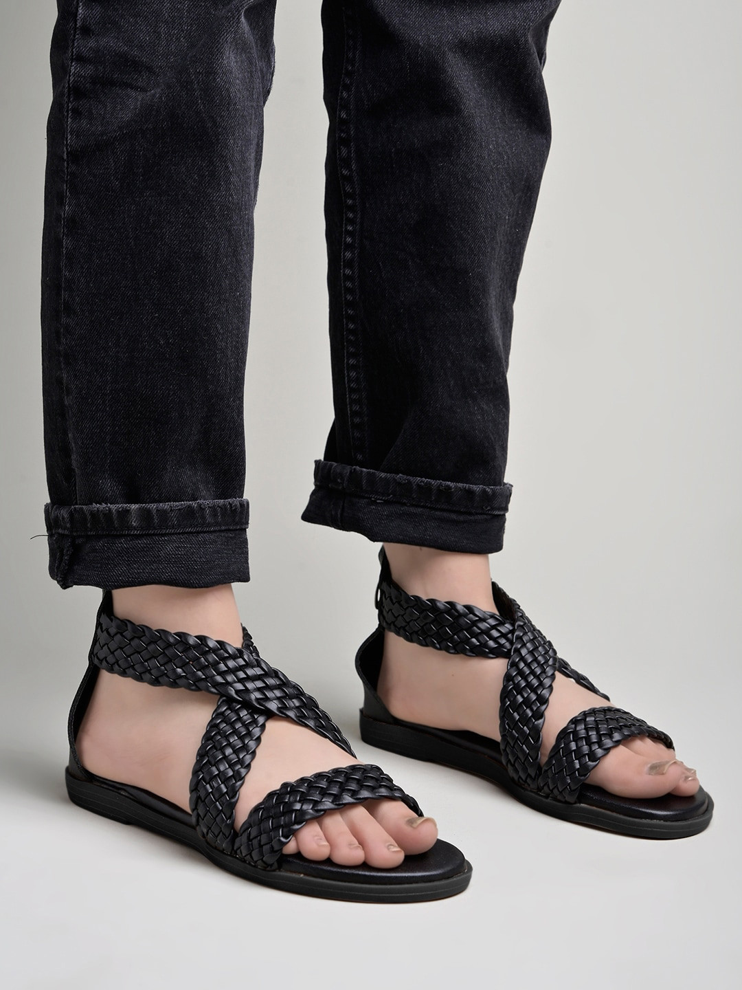 

Shoetopia Girls Textured Open Toe Flats, Black