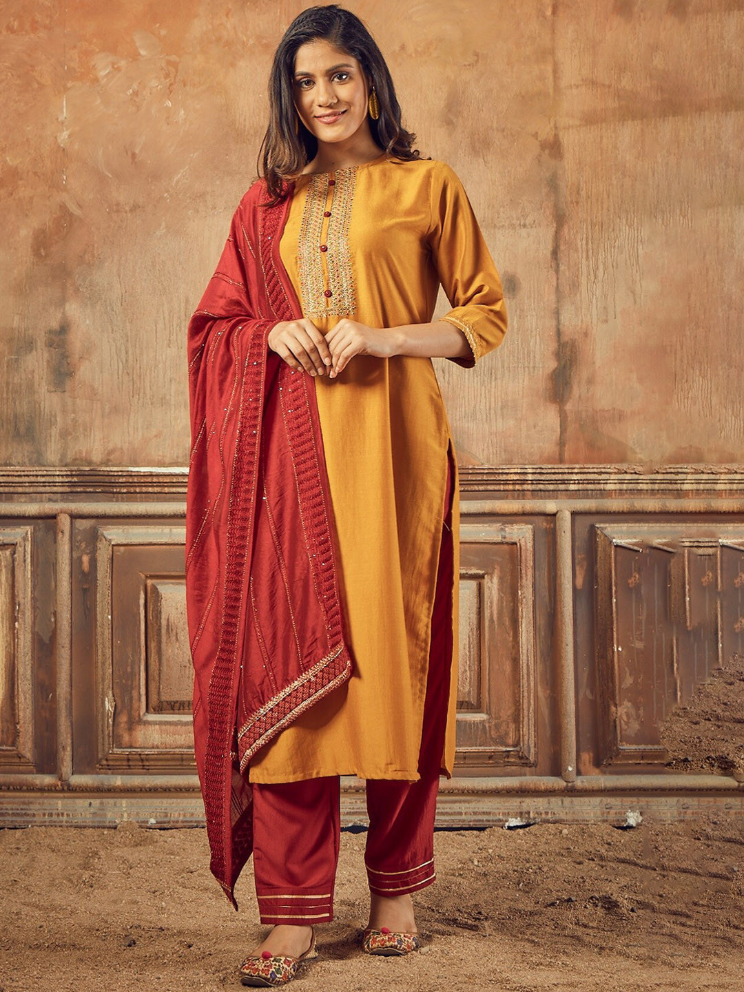 

Anouk Ethnic Motifs Embroidered Gotta Patti Straight Kurta With Trousers & Dupatta, Mustard