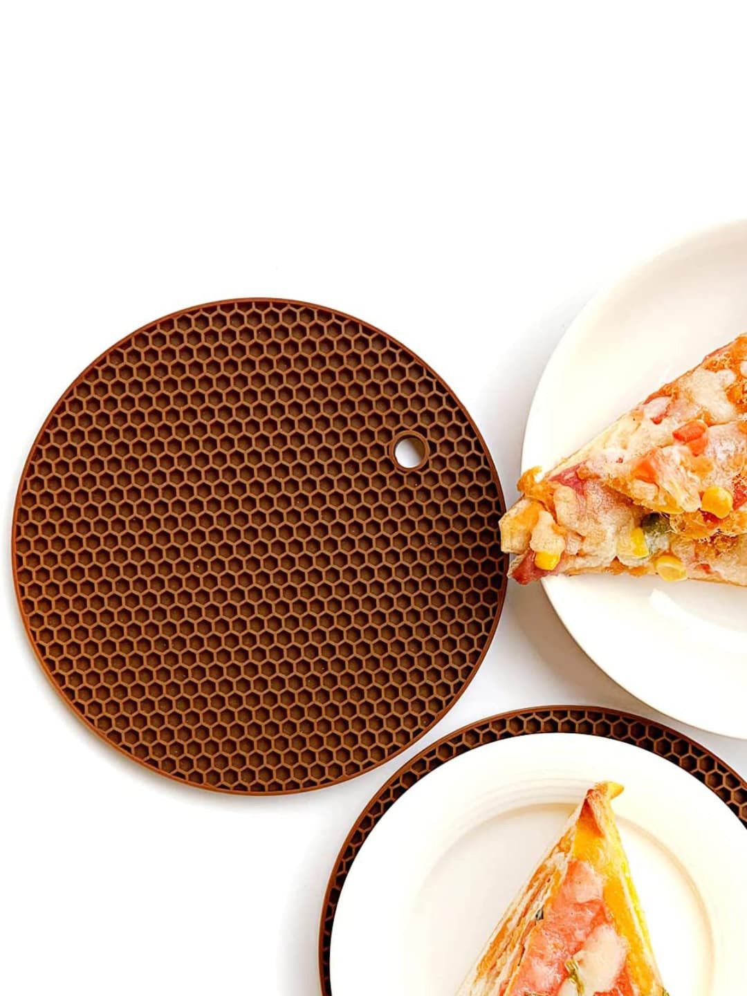 

P-Plus International Brown 4 Pcs Non Slip Round Shaped Trivets