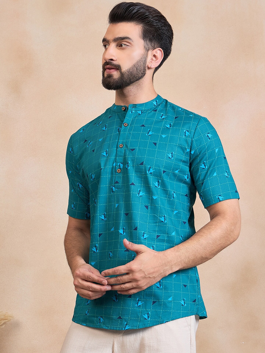 

Anouk Printed Mandarin Collar Pure Cotton Kurta, Teal