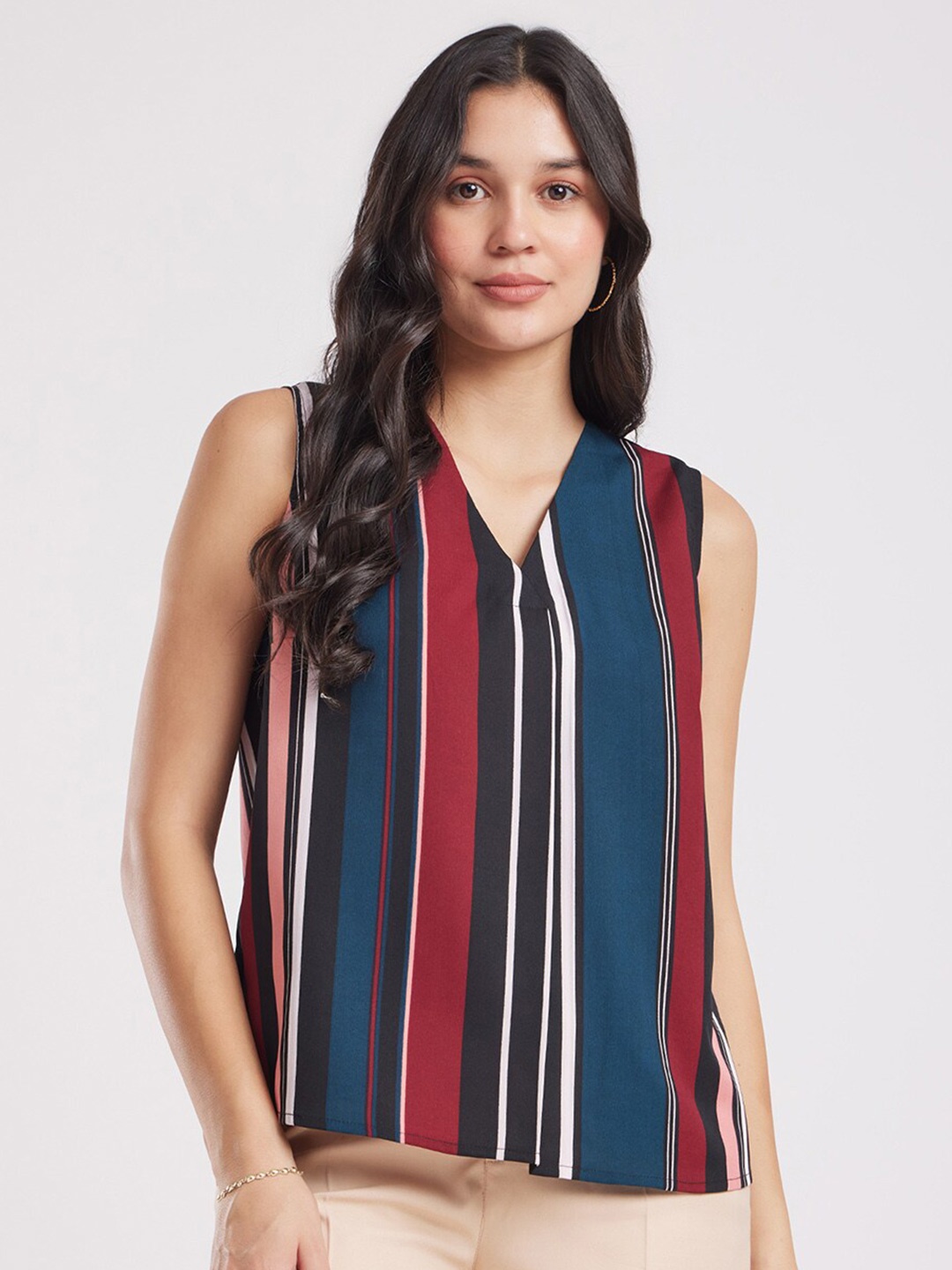 

FableStreet Striped V-Neck Sleeveless Regular Top, Maroon