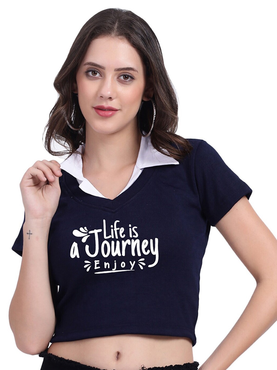 

TABADTOD Shirt Collar Short Sleeves Typographic Printed Crop Top, Navy blue