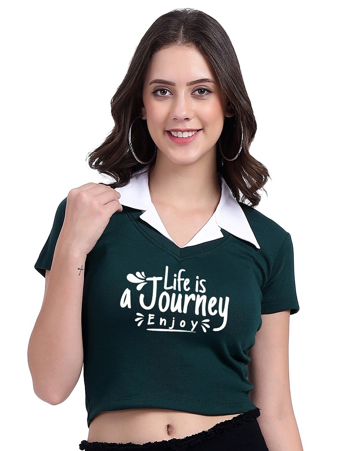 

TABADTOD Typography Printed Crop Top, Green