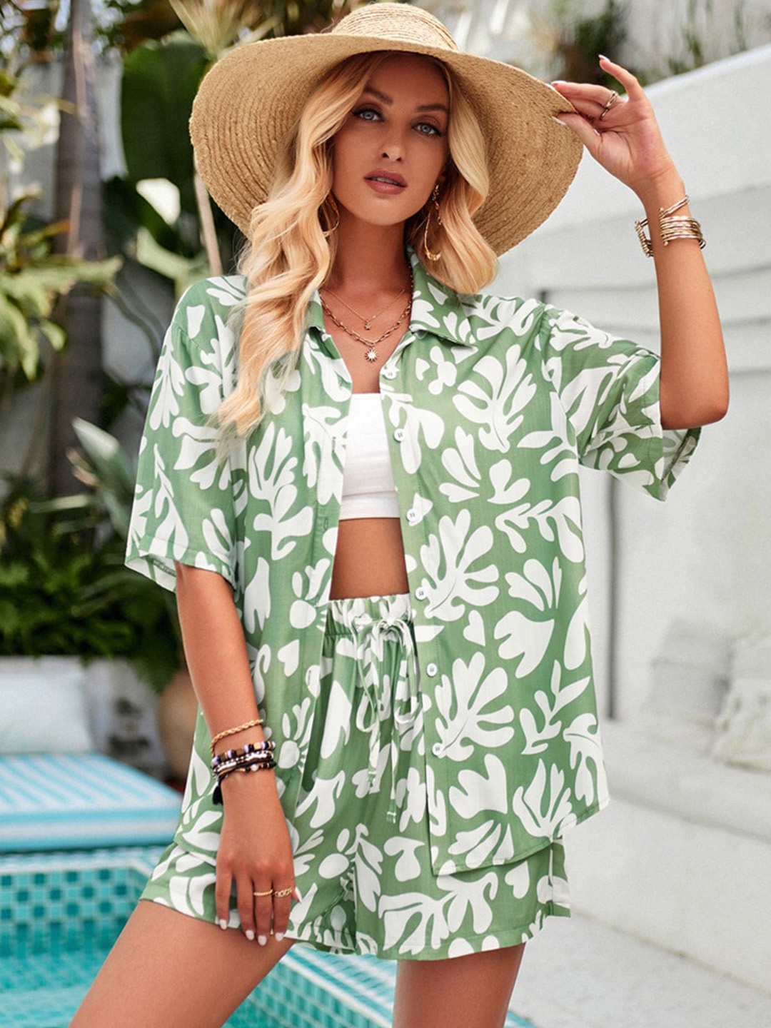 

Mast & Harbour Green & White Abstract Printed Shirt With Short Co-Ords