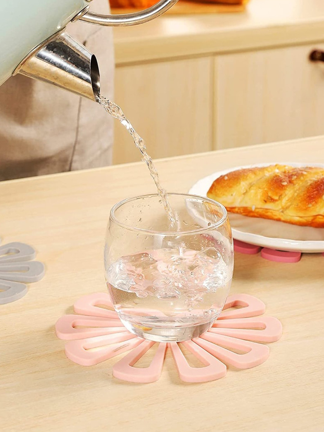 

P-Plus International Pink & Grey 2 Pieces Silicone Coasters