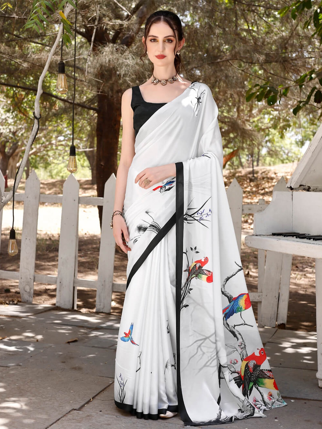 

VenderVilla Satin Saree, White