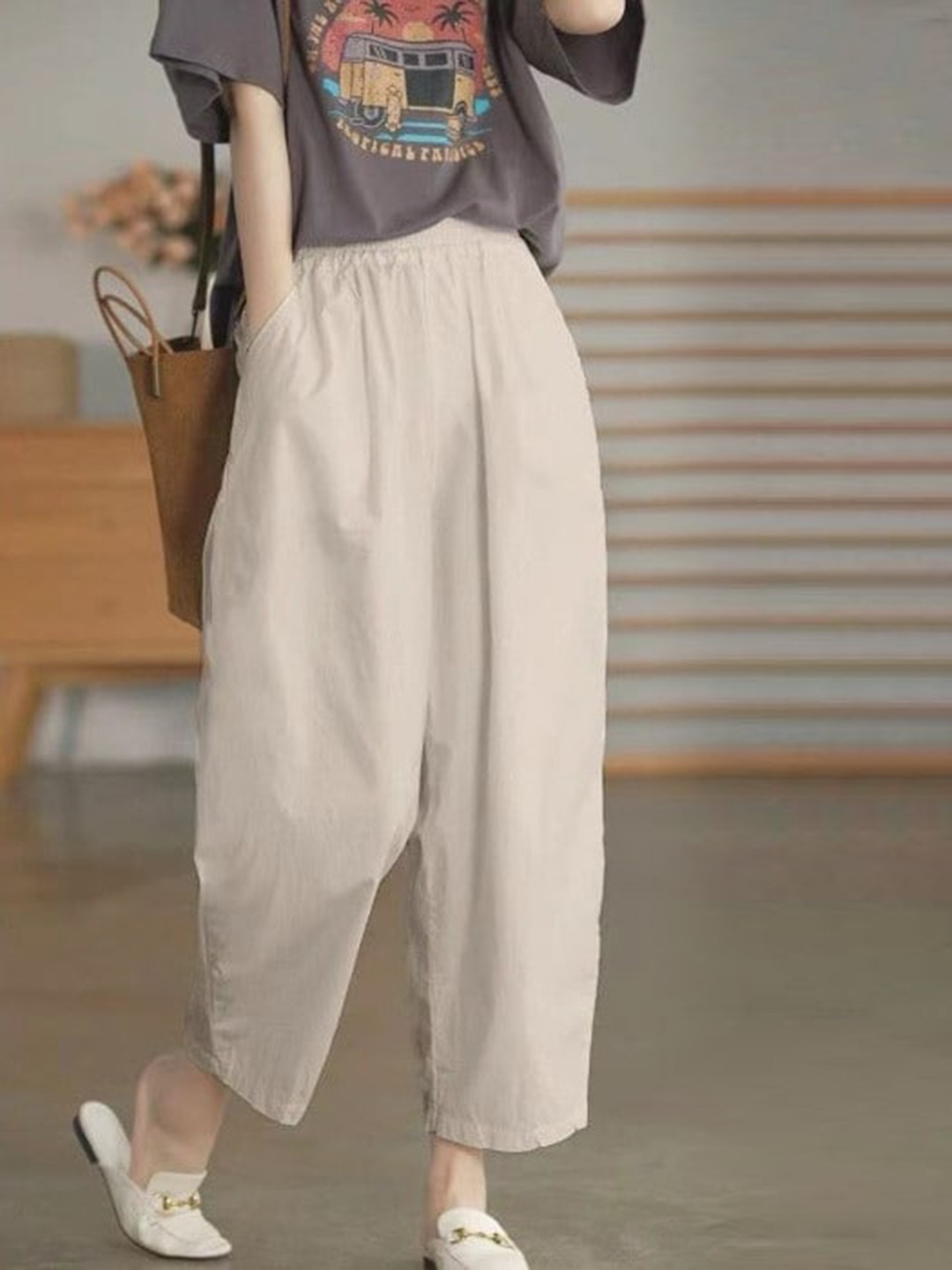 

StyleCast Women Loose Fit Pleated Parallel Trousers, Off white
