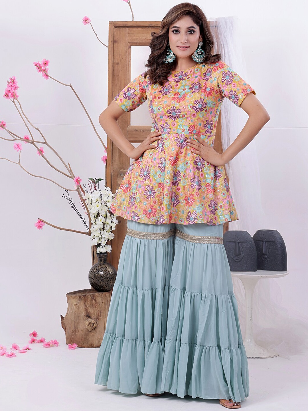 

Ethnovog Floral Printed Empire Gotta Patti Anarkali Kurti with Sharara & With Dupatta, Yellow