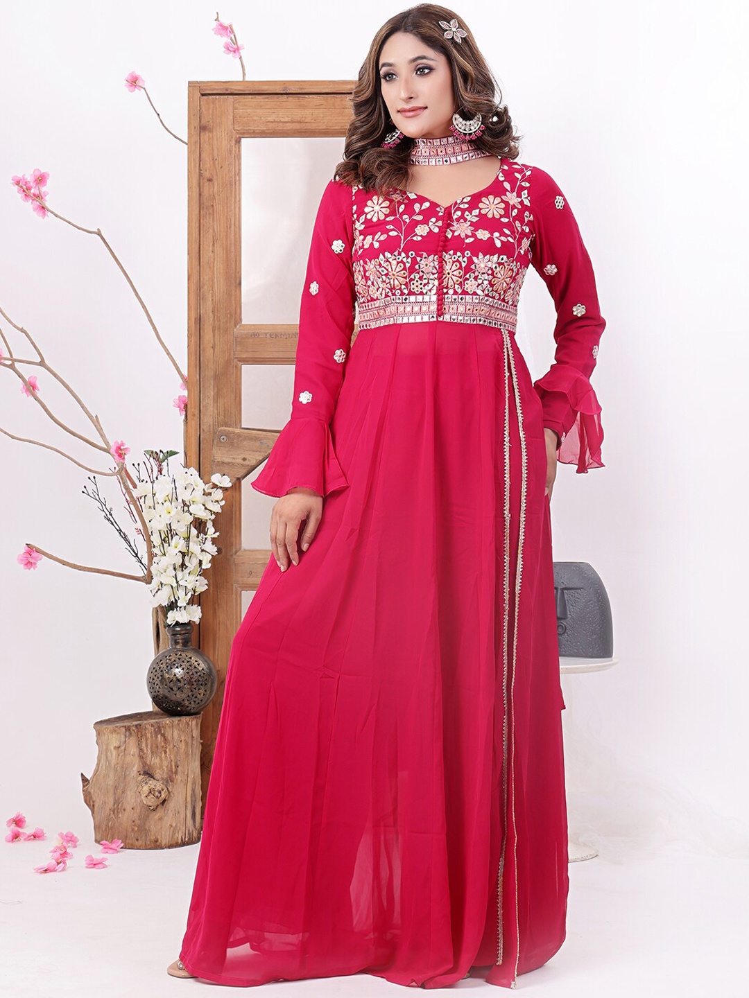 

Ethnovog Ethnic Motifs Embroidered Flared Sleeves Anarkali Kurta with Trousers & Dupatta, Pink