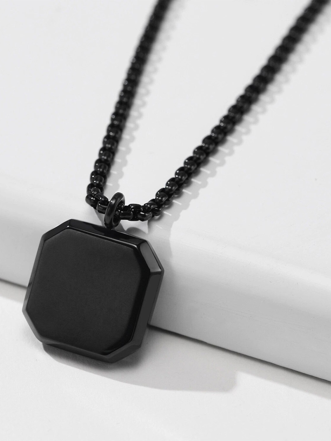 

Okos Rhodium-Plated Octagone Design Pendant & Chain, Silver