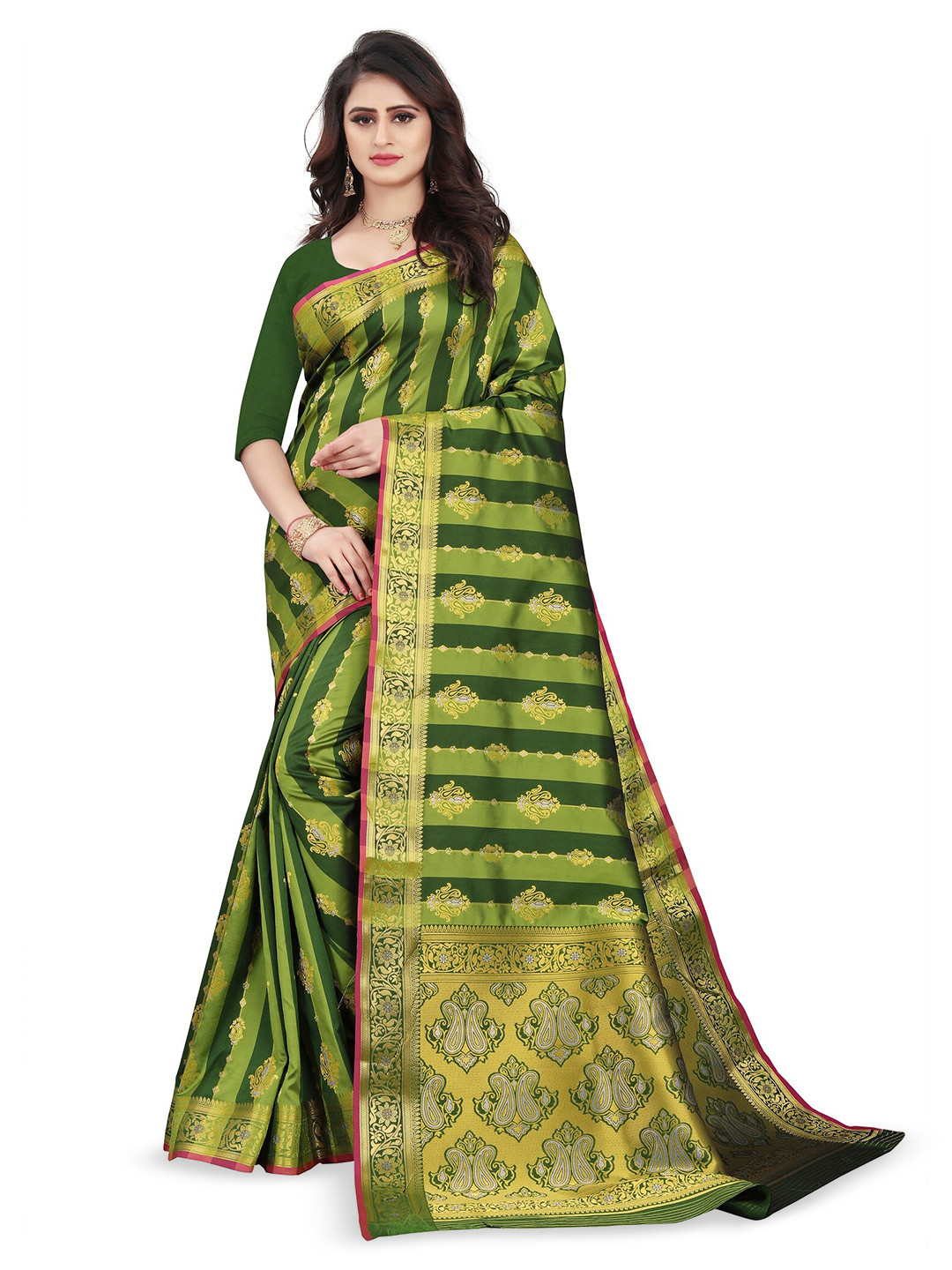 

THE WOMEN DECOR Zari Silk Blend Banarasi Saree, Green