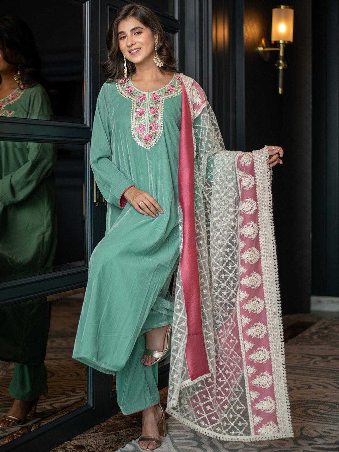 

Label Shaurya Sanadhya Floral Embroidered Velvet Kurta with Pyjamas & Dupatta, Green