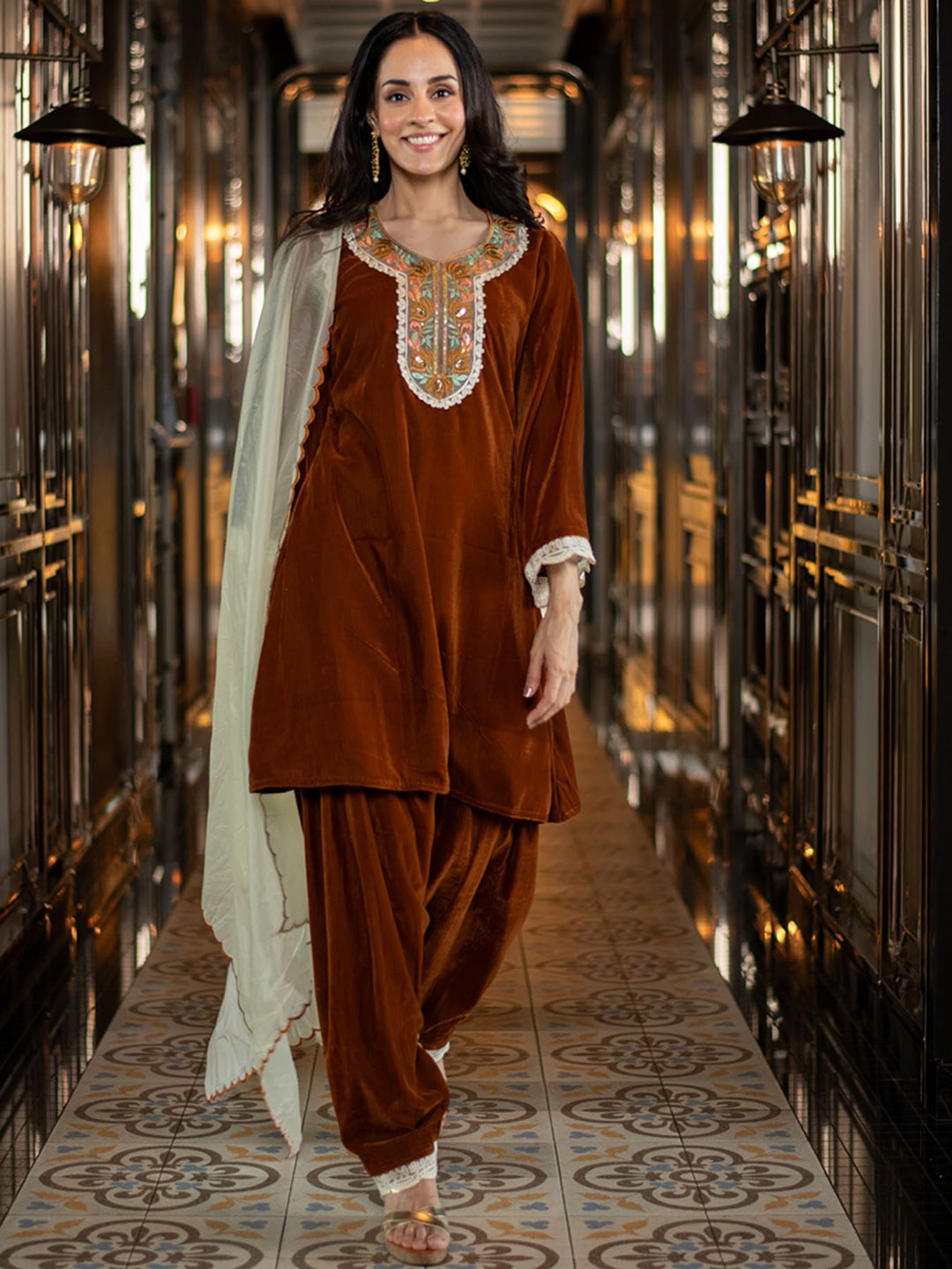 

Label Shaurya Sanadhya Floral Yoke Design Thread Work Velvet Kurta with Salwar & Dupatta, Rust