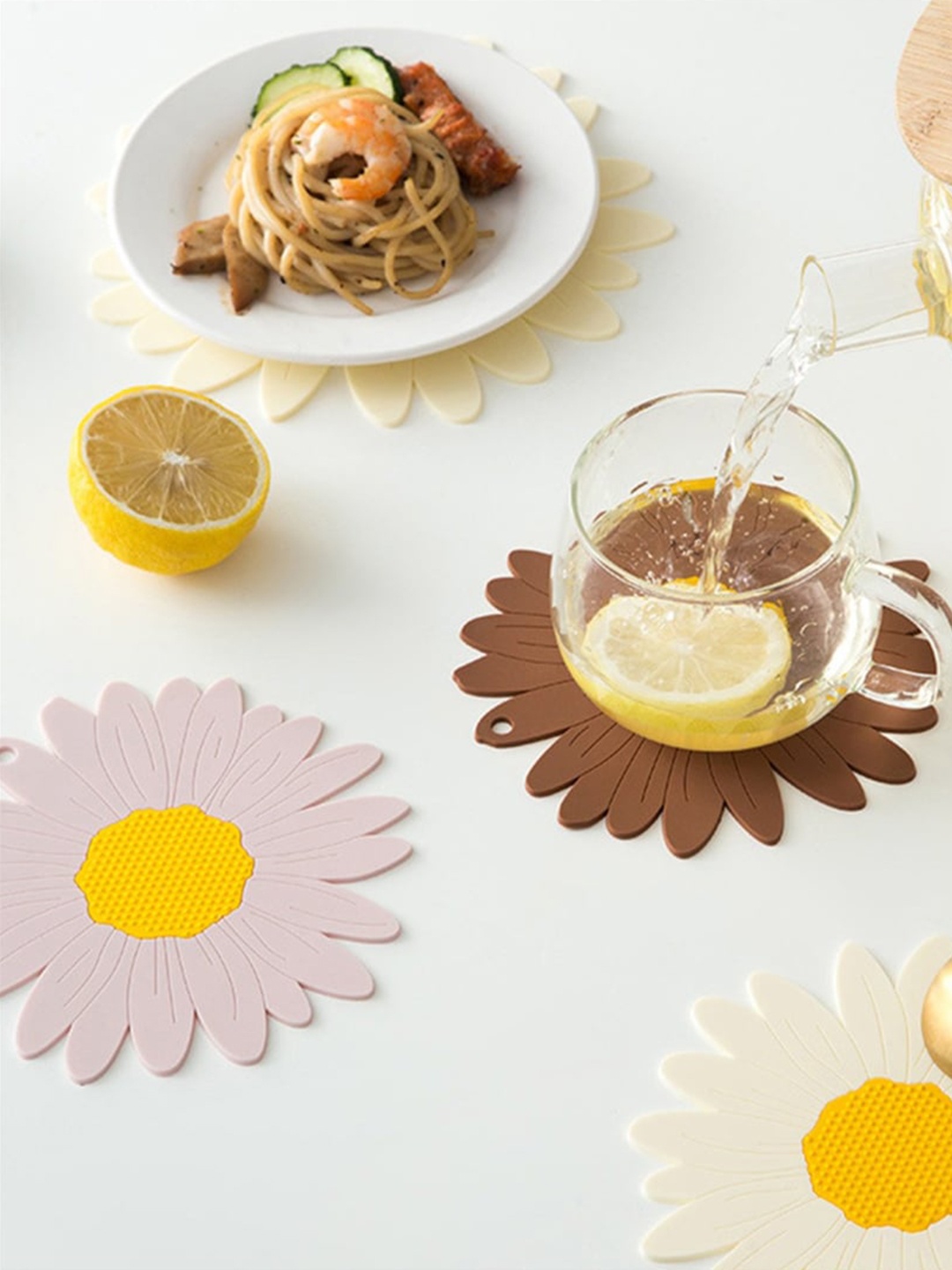 

P-Plus International Yellow & Brown 4 Pieces Floral Coasters