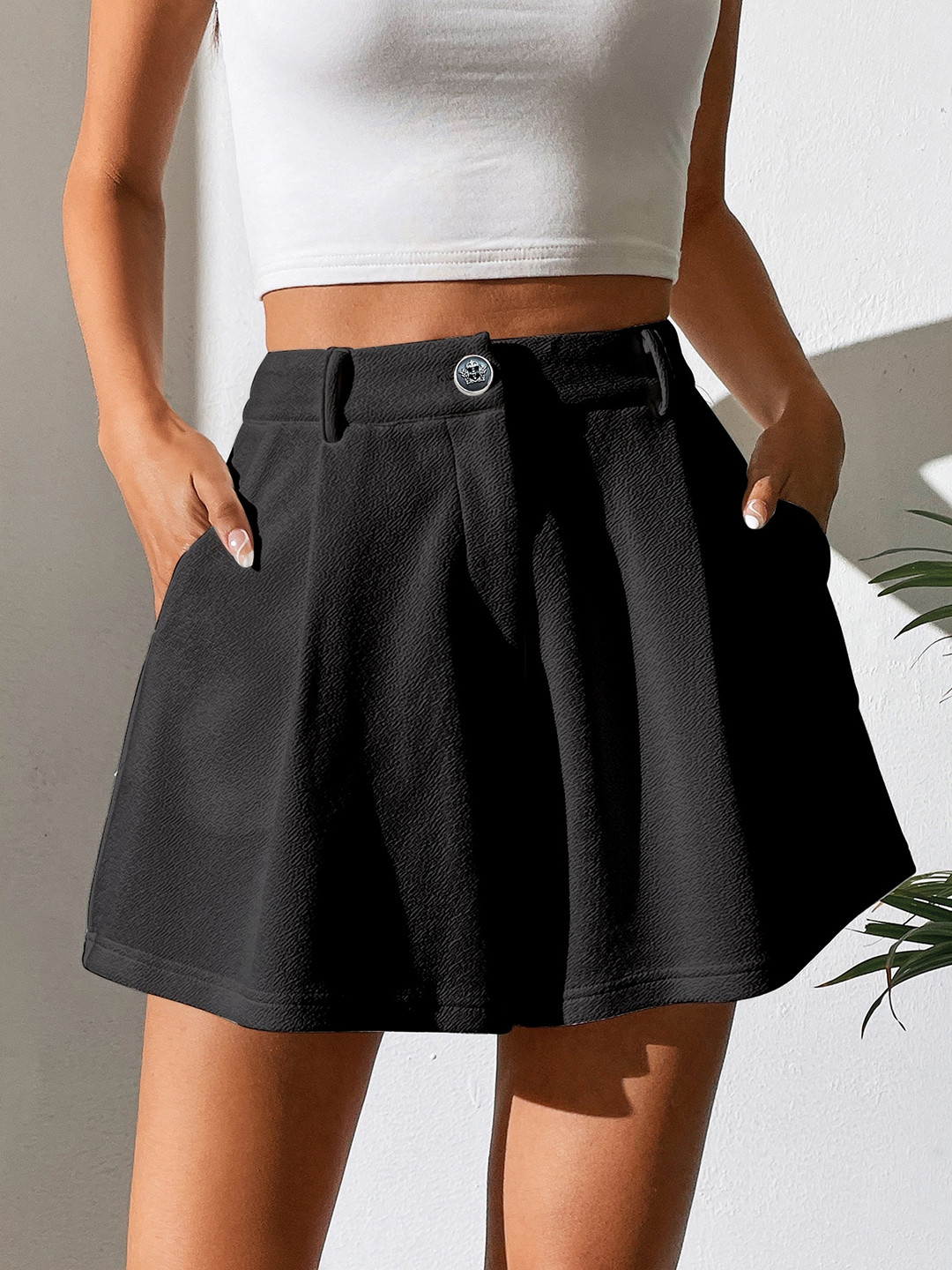 

RAJOVATI Women Slim Fit Mid-Rise Shorts, Black