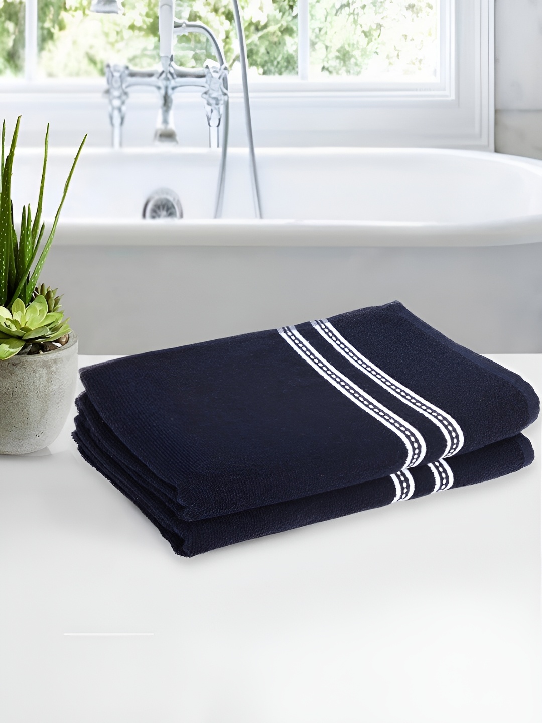 

Aura Navy Blue & White 2Pcs Cotton 500 GSM Bath Towels