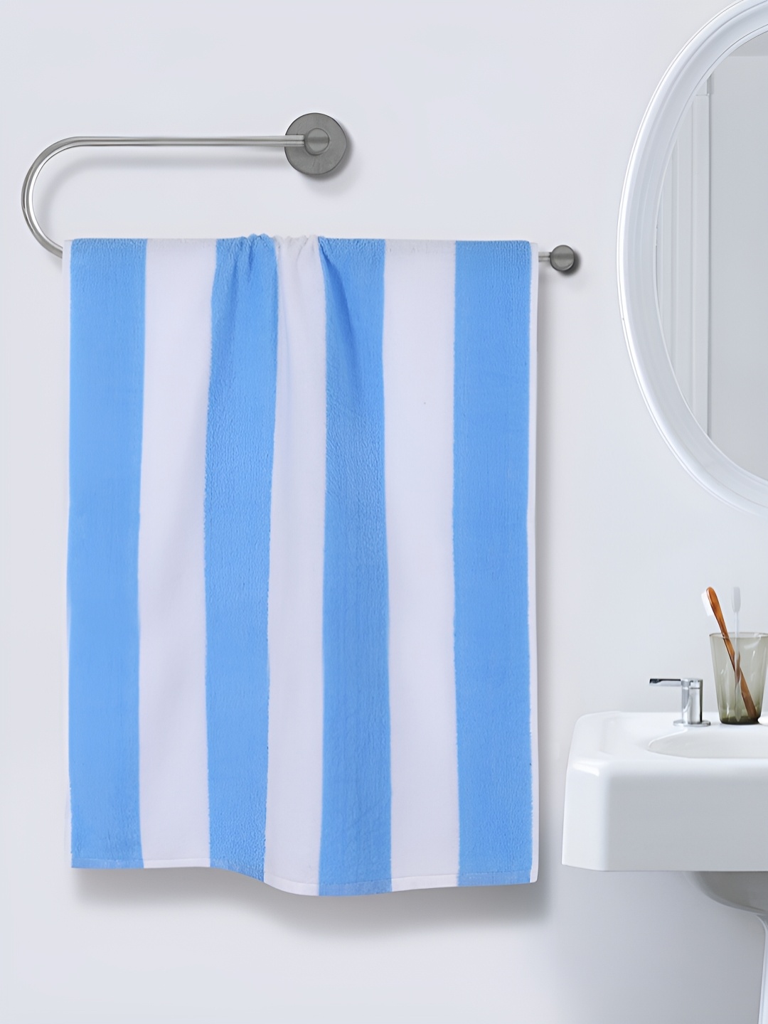 

Aura Blue & White Striped Microfiber 350 GSM Bath Towel