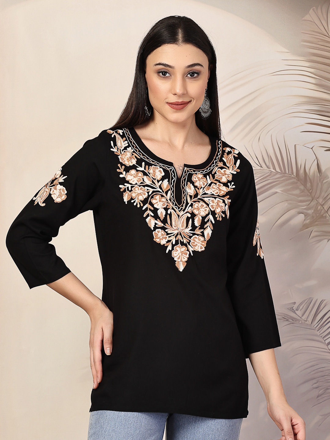 

QAZMI Heer Floral Embellished Aari Work Straight Kurti, Black