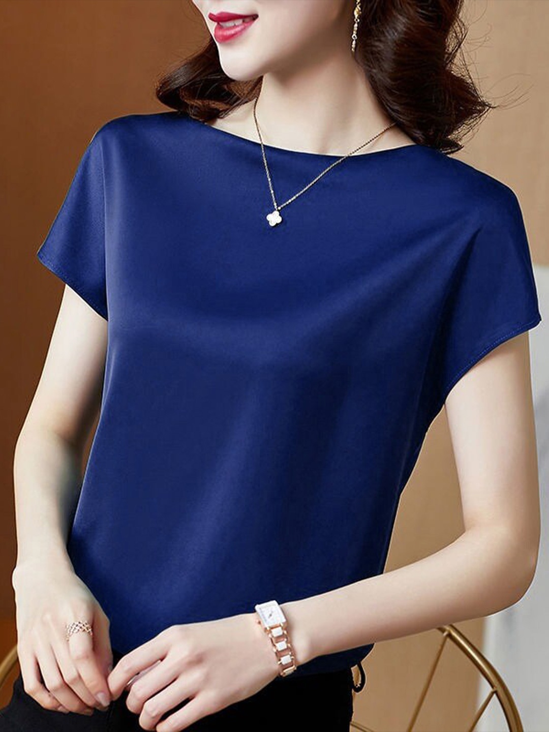 

StyleCast Extended Sleeves Round Neck Regular Top, Blue