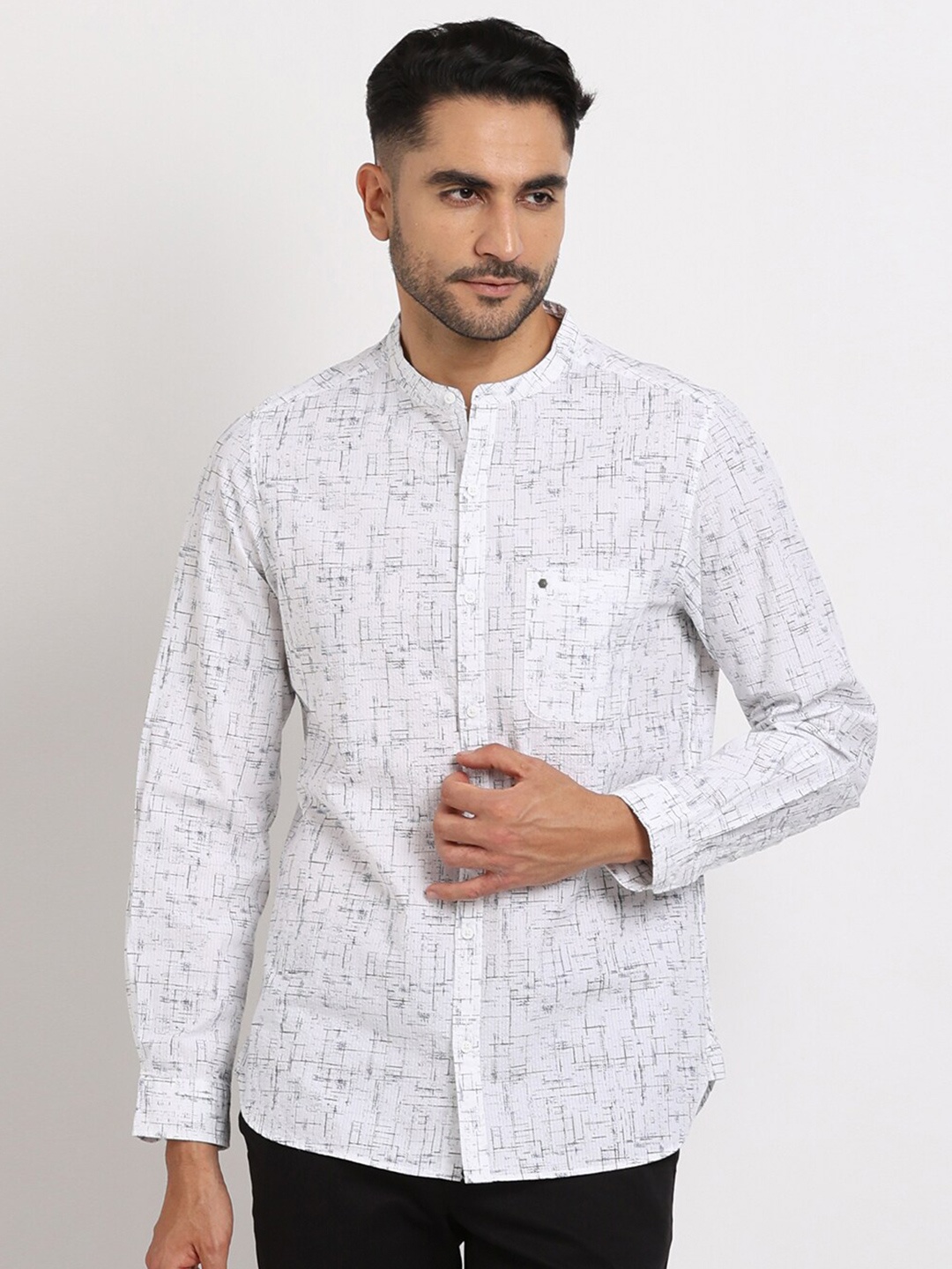 

Turtle Summer Relaxed Slim Fit Printed Casual Shirt, White