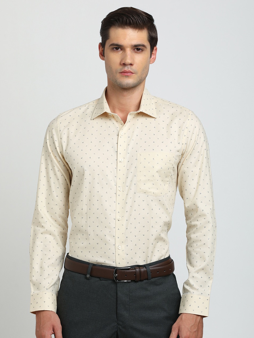 

Turtle Classic Slim Fit Micro Ditsy Printed Opaque Cotton Formal Shirt, Beige