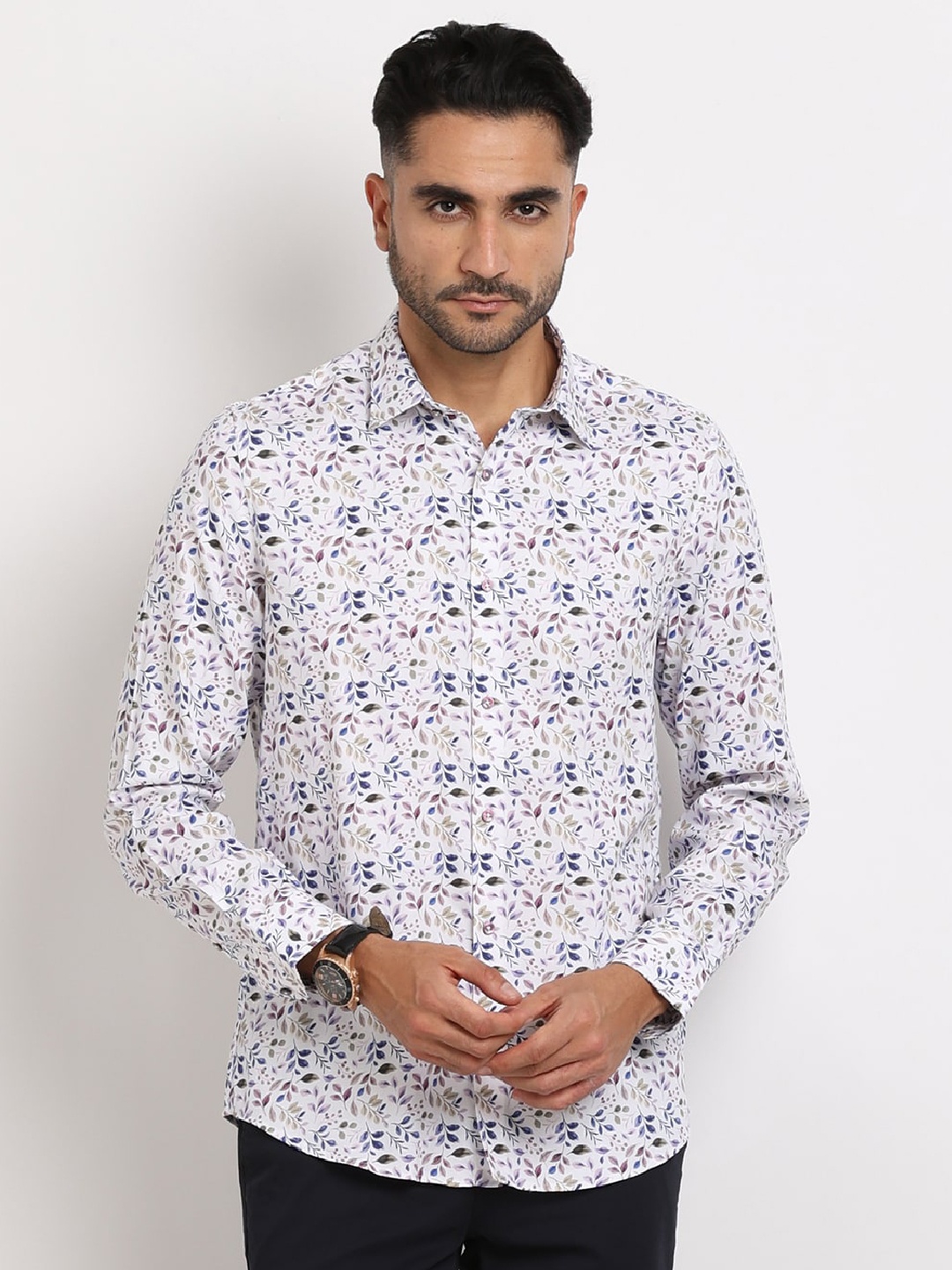 

Turtle Premium Slim Fit Floral Printed Opaque Casual Shirt, White