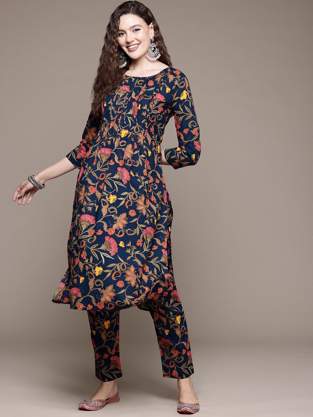 

Readiprint Floral Printed Pure Cotton Kurta With Trousers, Navy blue
