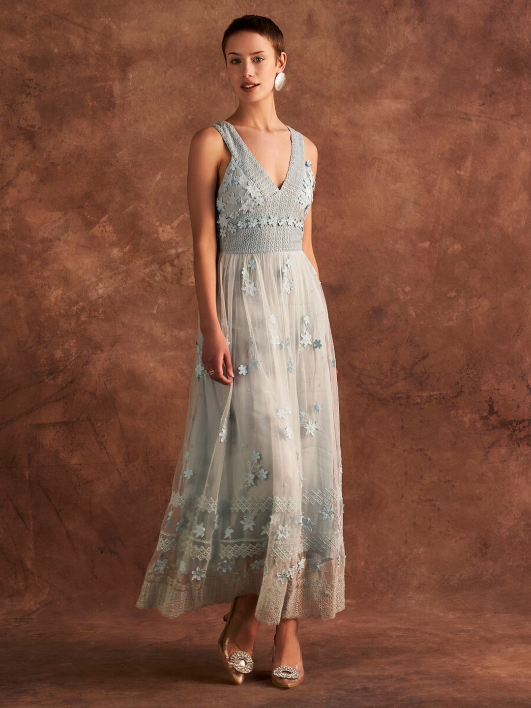 

VERB BY PALLAVI SINGHEE V-Neck Net Maxi Dress, Blue