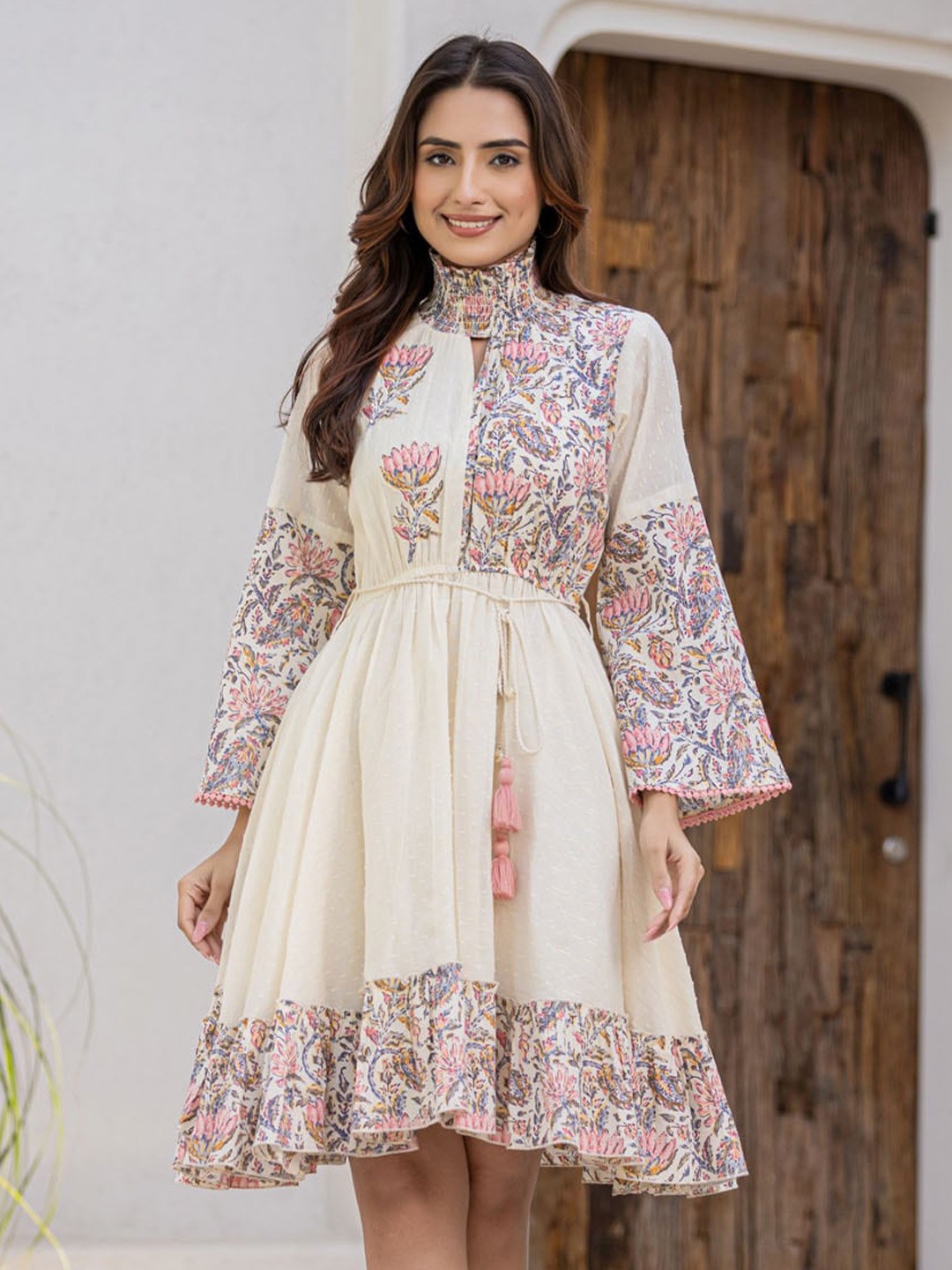 

FASHION DWAR Floral Printed Smocked Collar Cotton Short Dress, White