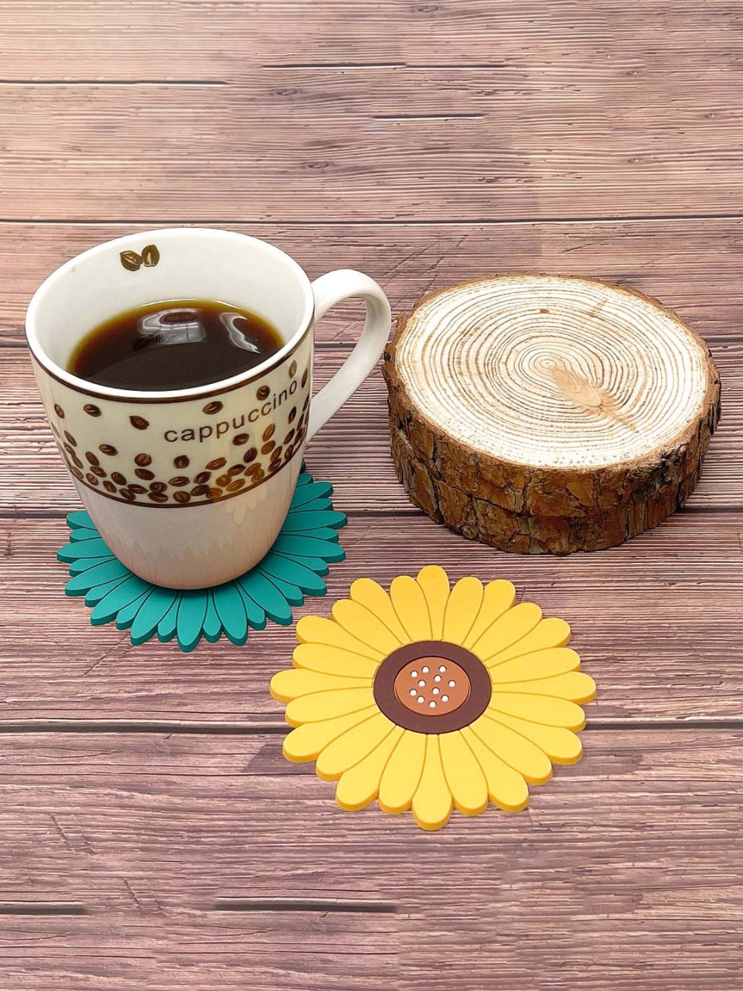 

P-Plus International Green & Yellow 2 Pieces Sunflower Shaped Coasters