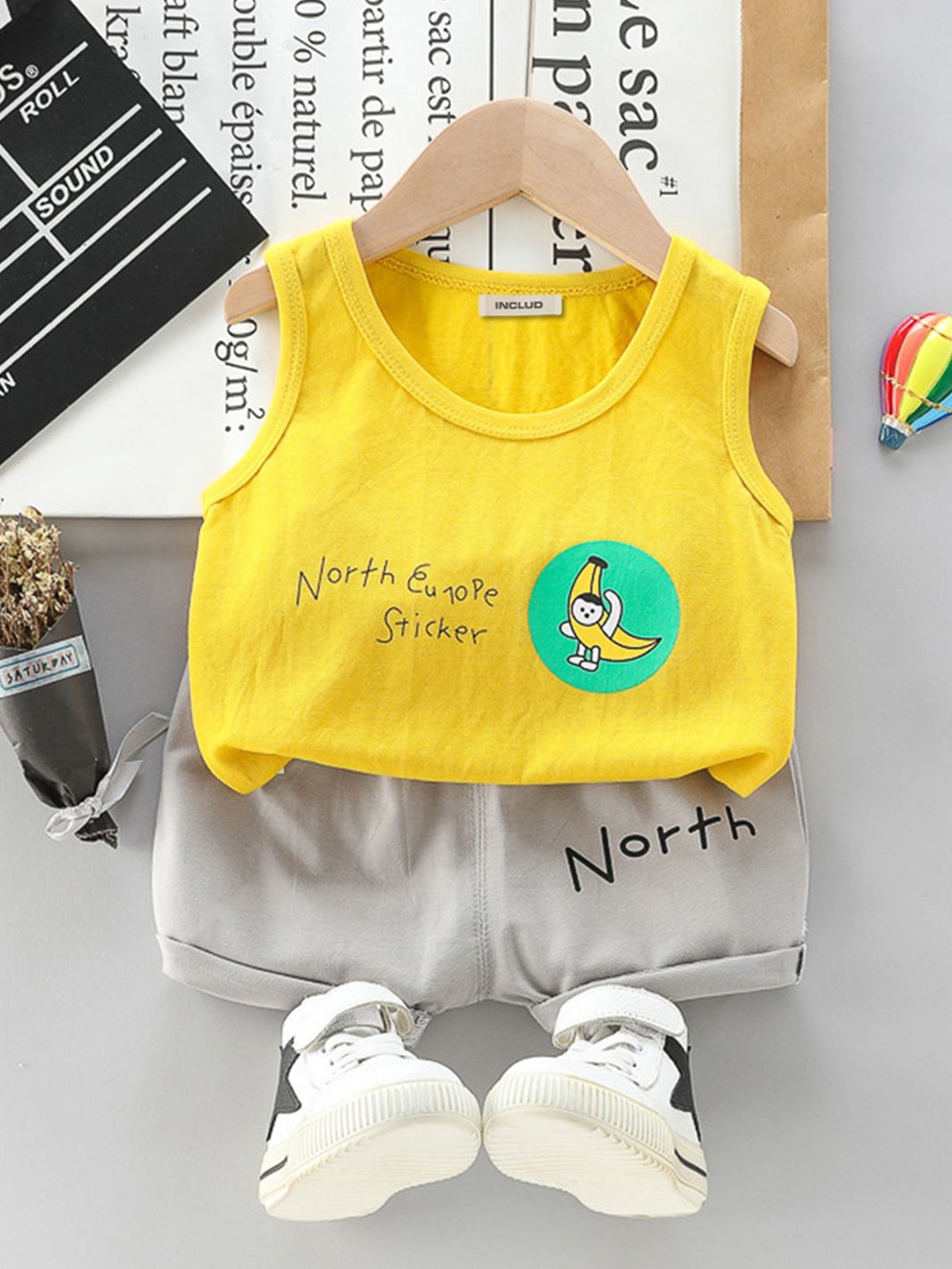 

INCLUD Boys Printed T-shirt with Shorts, Yellow