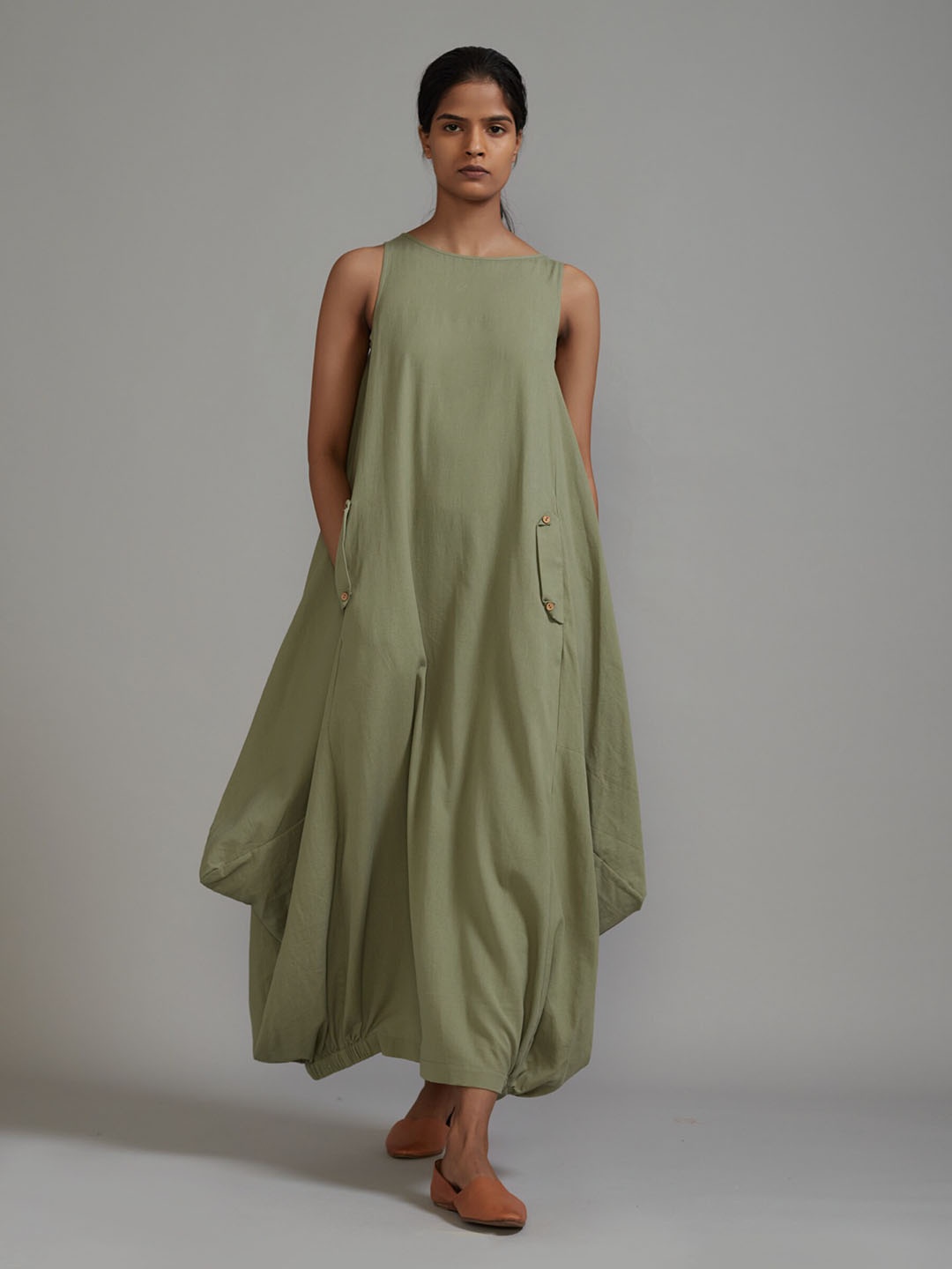 

MATI Round Neck Cotton Maxi Dress, Green