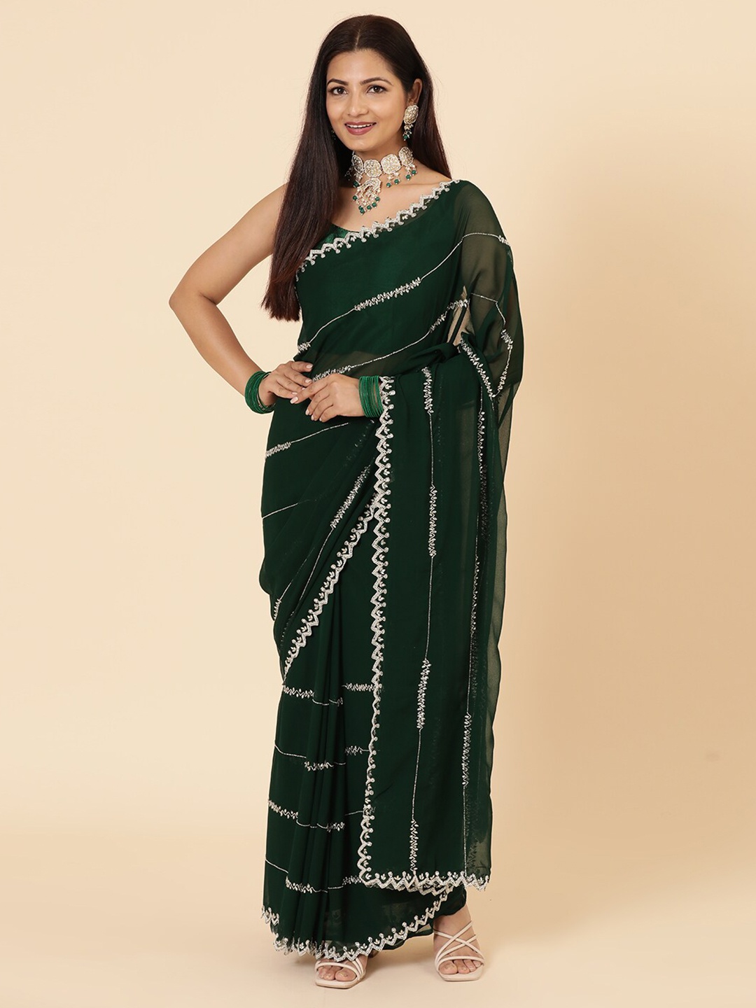 

Vervee Couture Embellished Beads and Stones Pure Georgette Saree, Green
