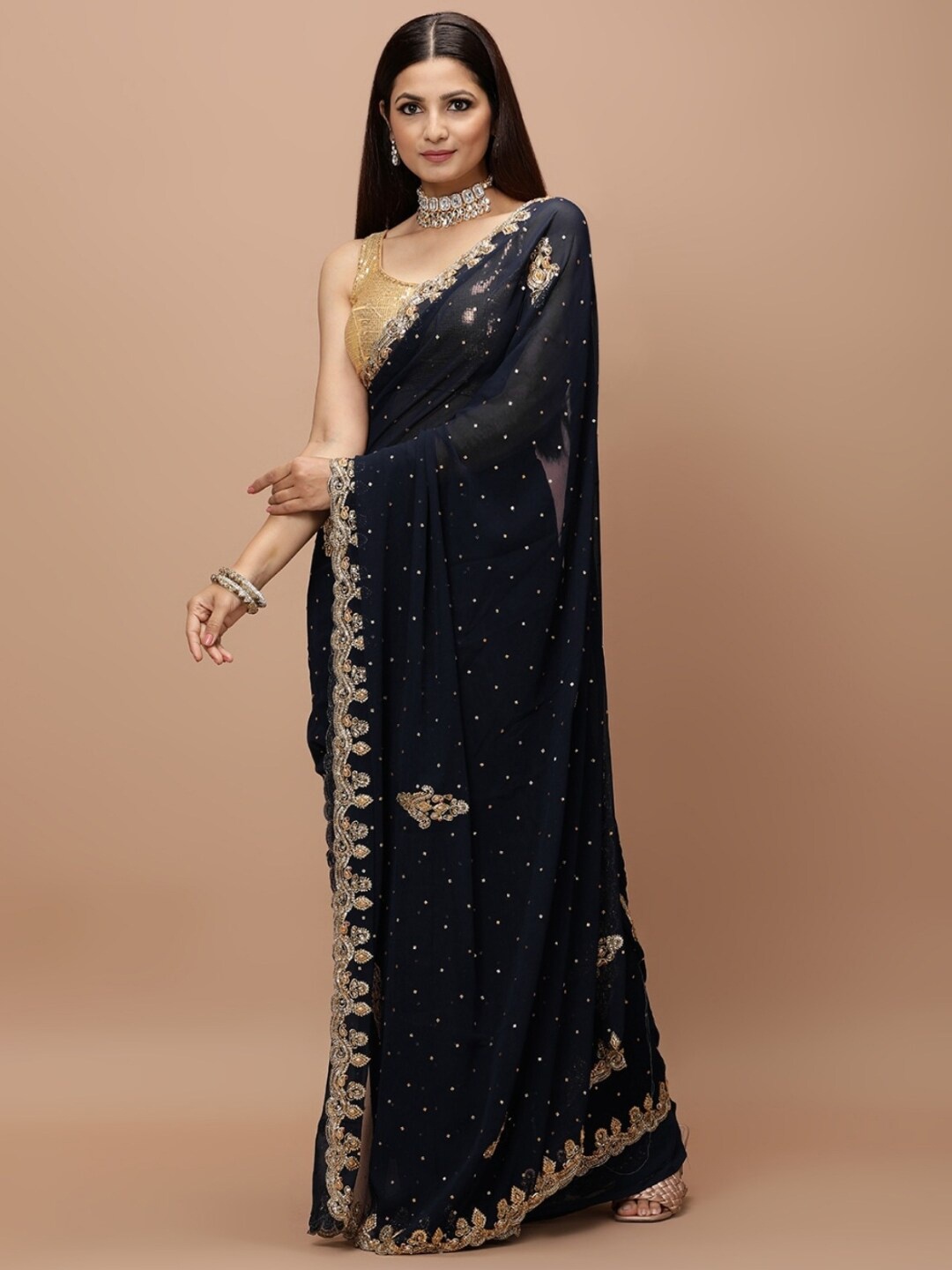 

Vervee Couture Embellished Beads and Stones Pure Georgette Saree, Black