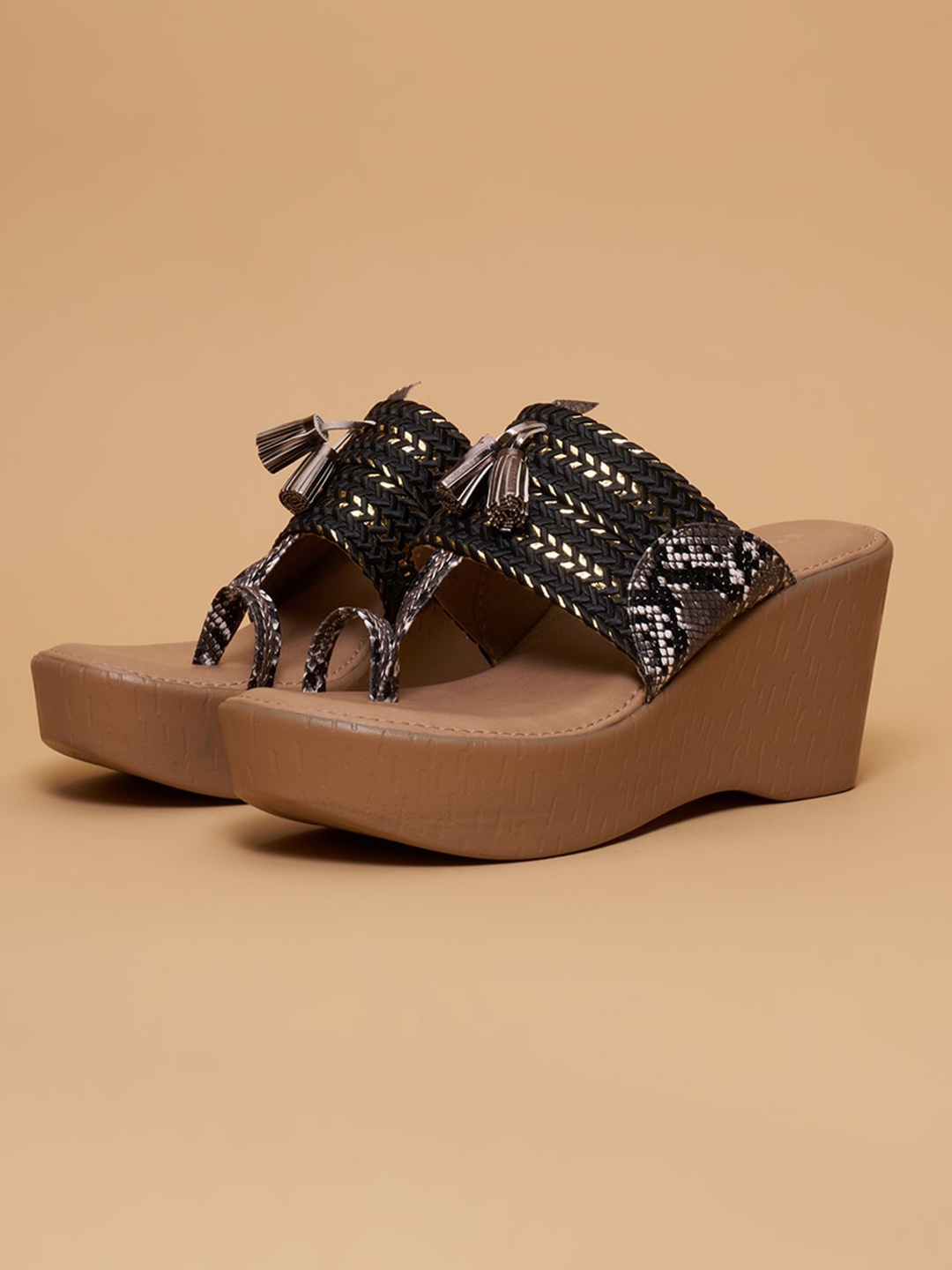 

ERIDANI Embellished Wedge Heels, Black