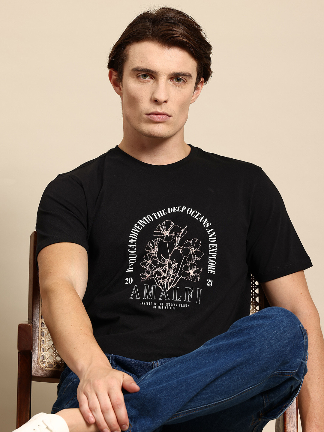 

Mast & Harbour Men Graphic Printed T-shirt, Black