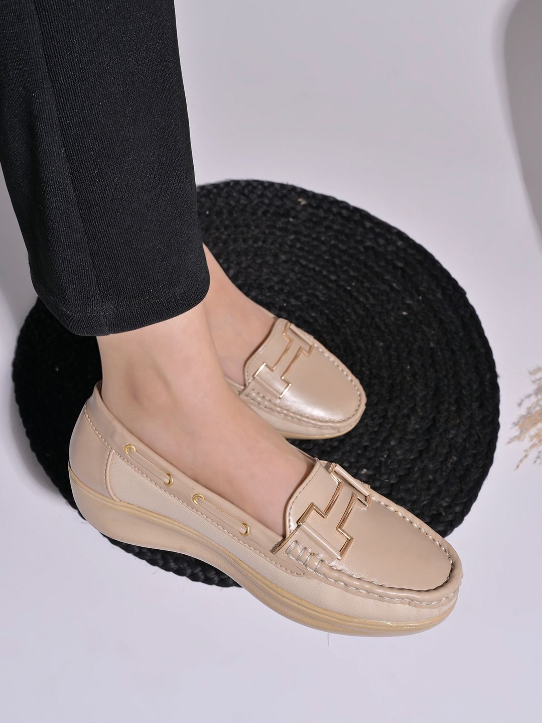 

Shoetopia Girls Round Toe Heeled Loafers, Beige