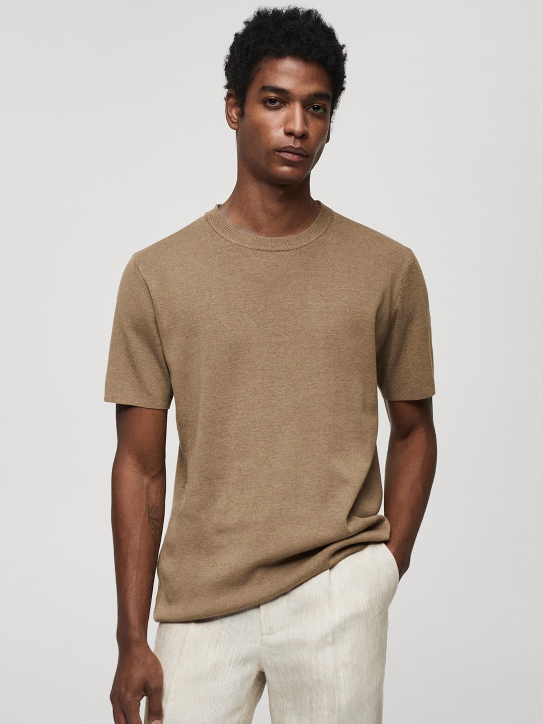 

MANGO MAN Knitted T-shirt, Brown